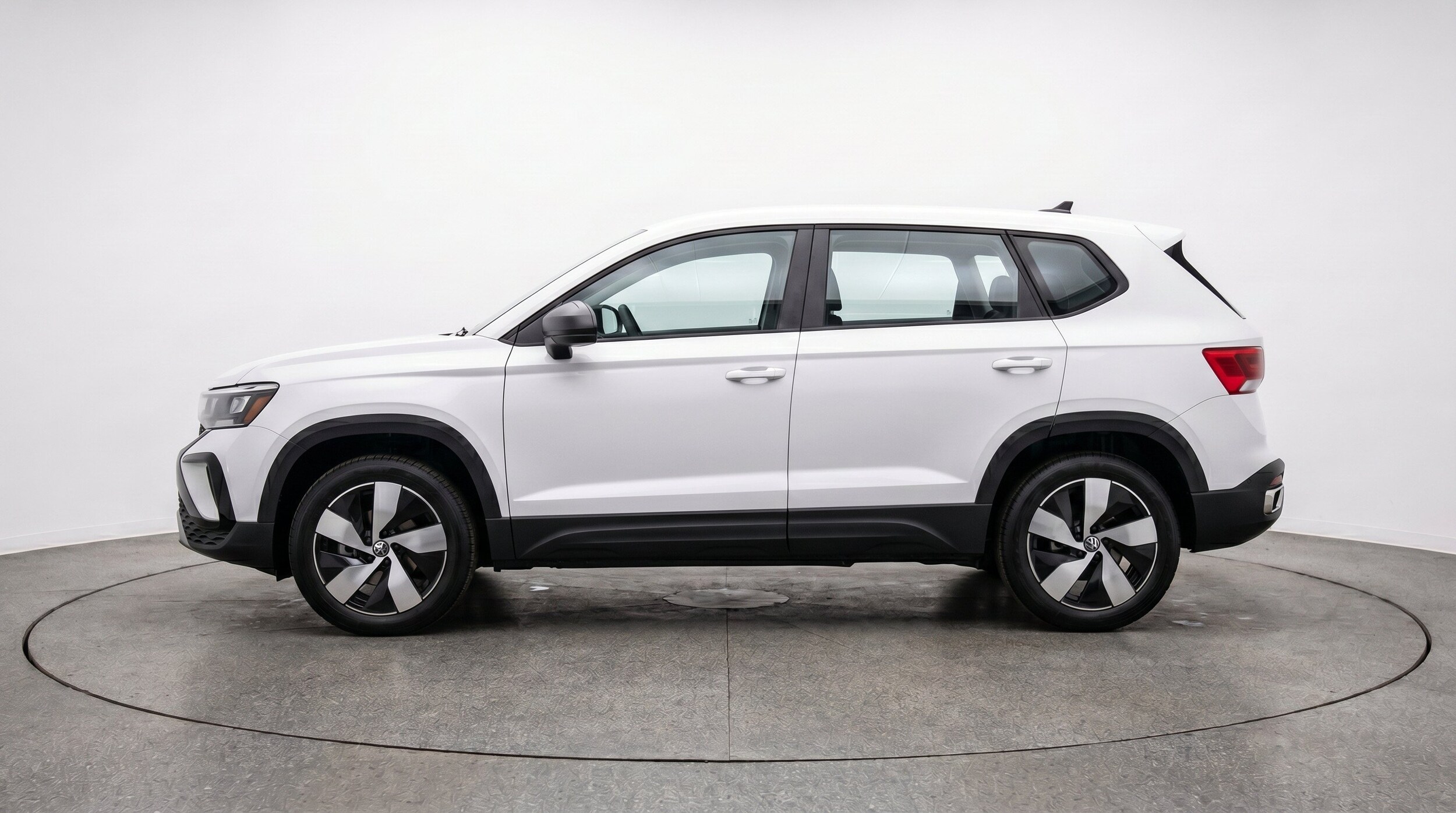 Thumbnail: 2026 Volkswagen Taos - 5