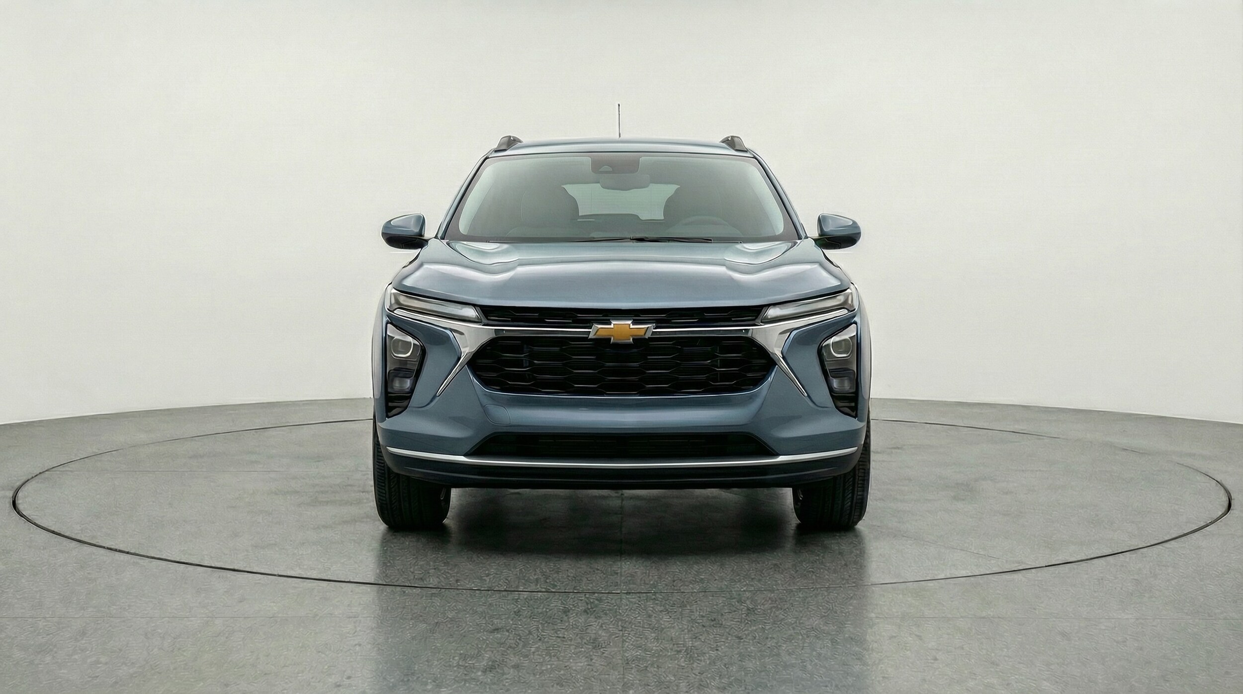 Thumbnail: 2025 Chevrolet Trax - 2