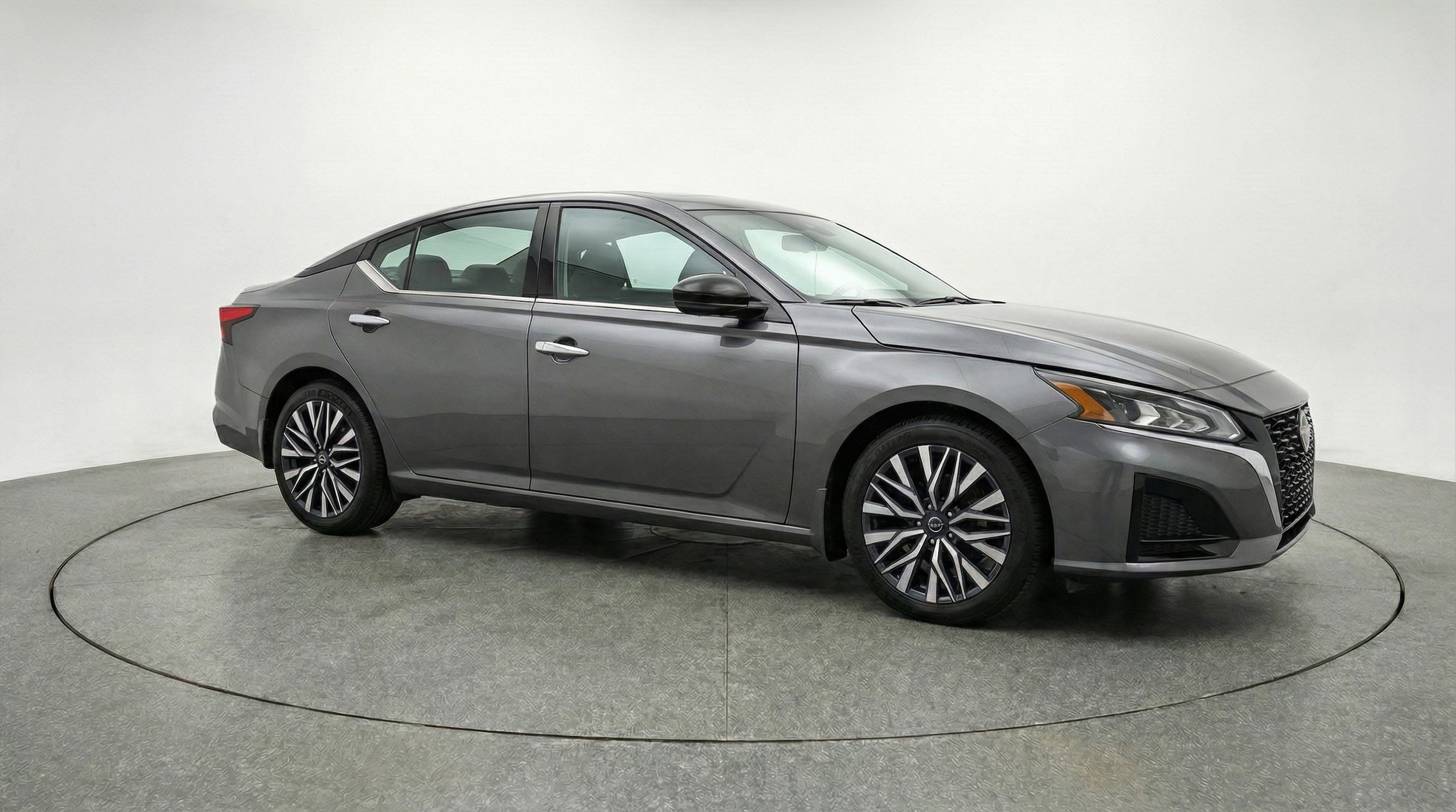 Thumbnail: 2025 Nissan Altima - 1