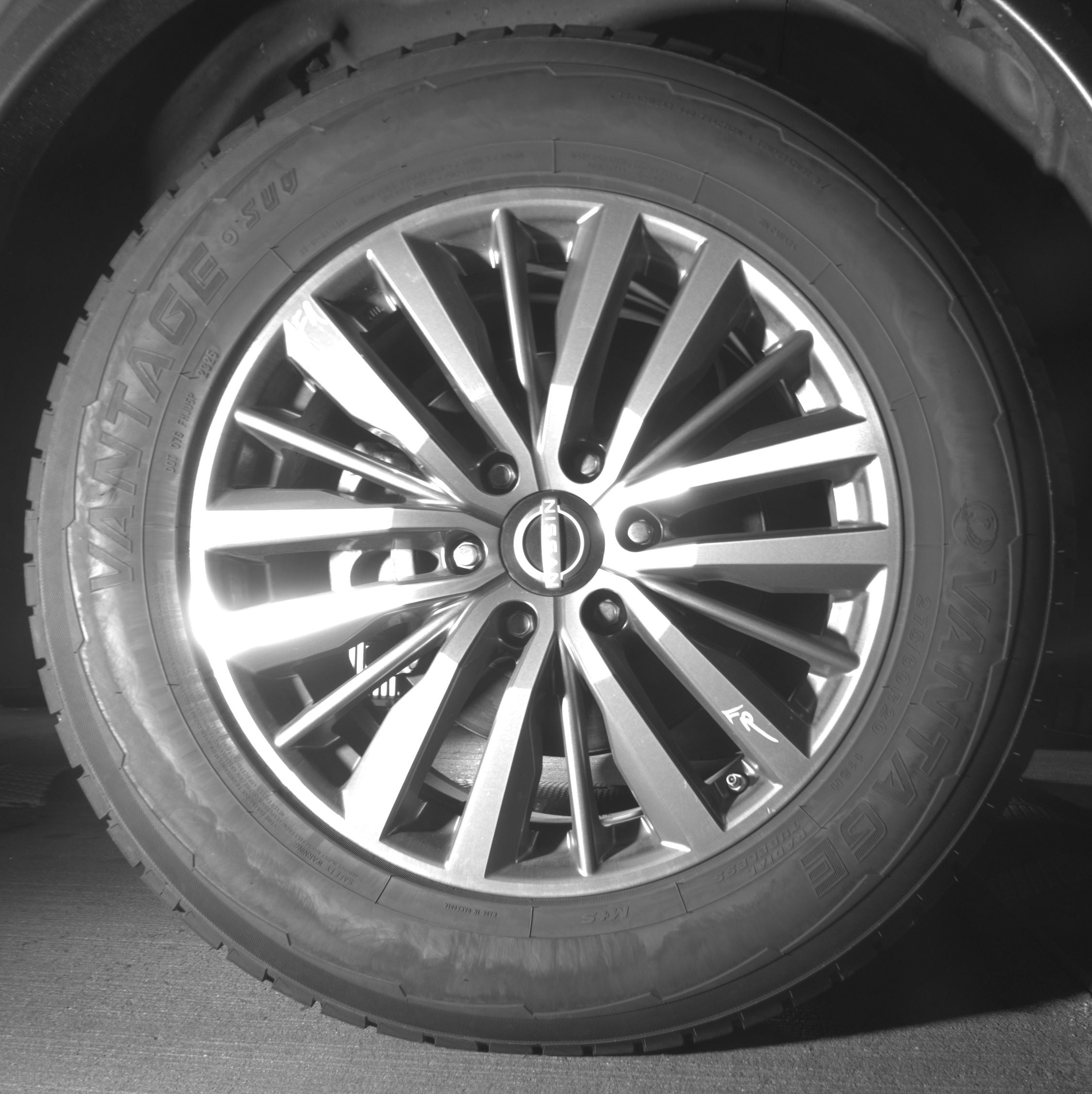 Thumbnail: 2023 Nissan Armada - 10