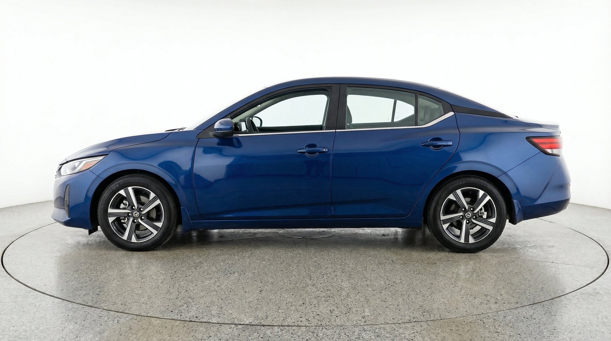 Thumbnail: 2025 Nissan Sentra - 5