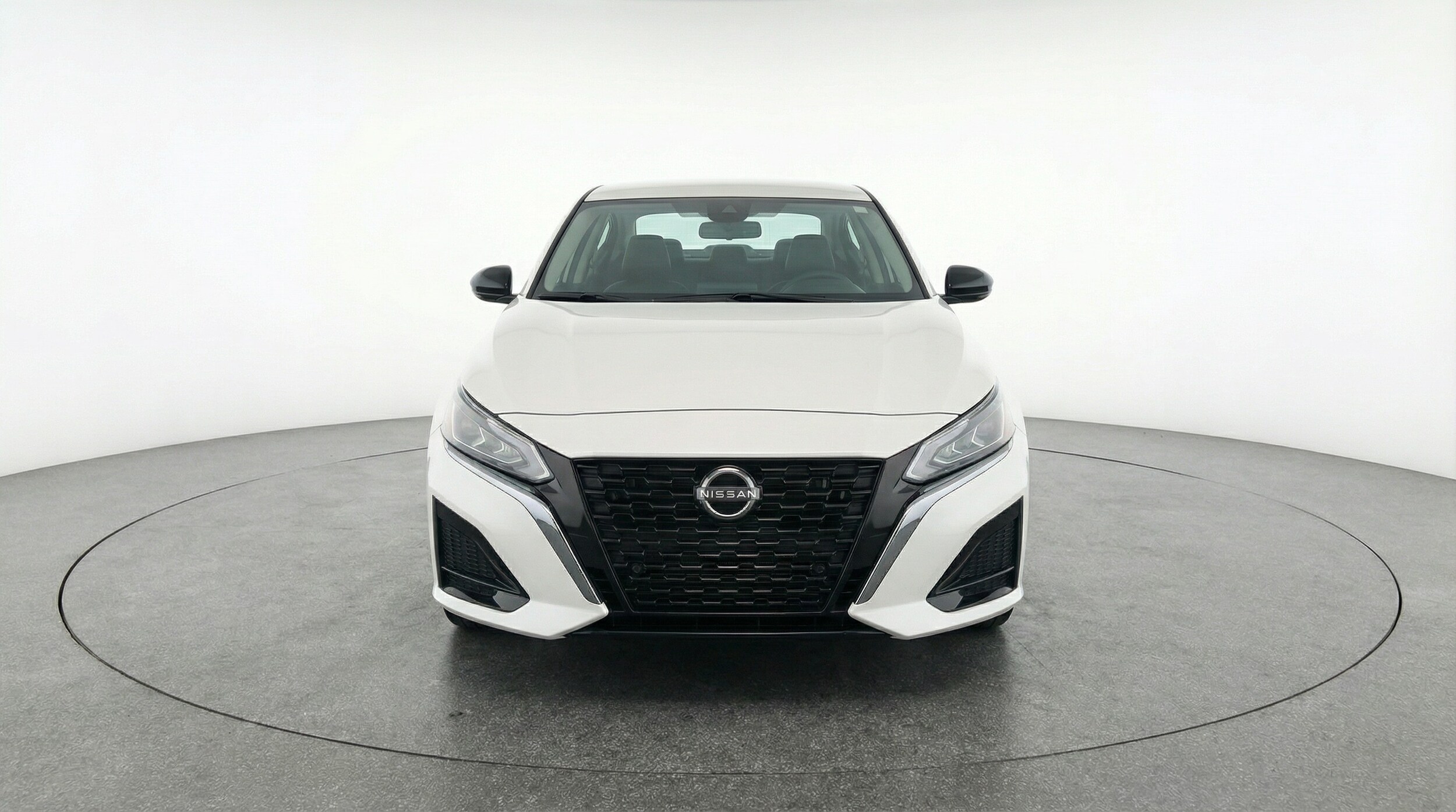 Thumbnail: 2025 Nissan Altima - 2