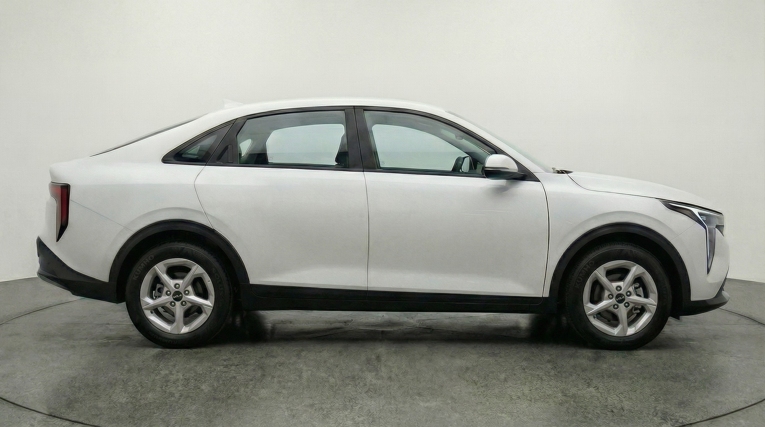 Thumbnail: 2025 Kia K4 - 8