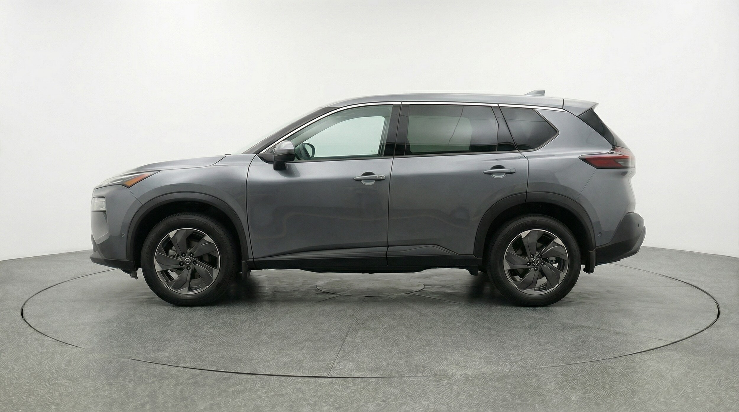 Thumbnail: 2025 Nissan Rogue - 4