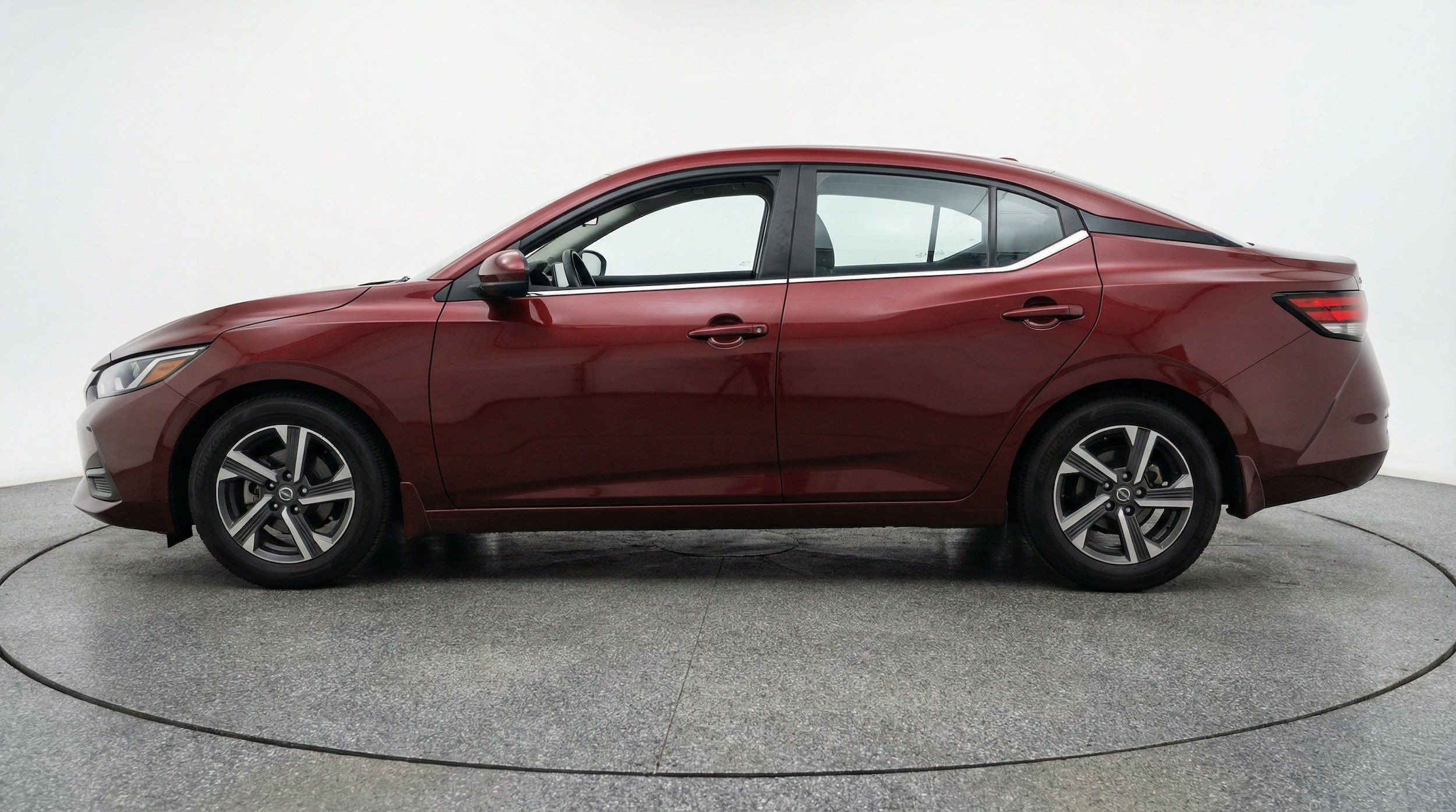 Thumbnail: 2025 Nissan Sentra - 5