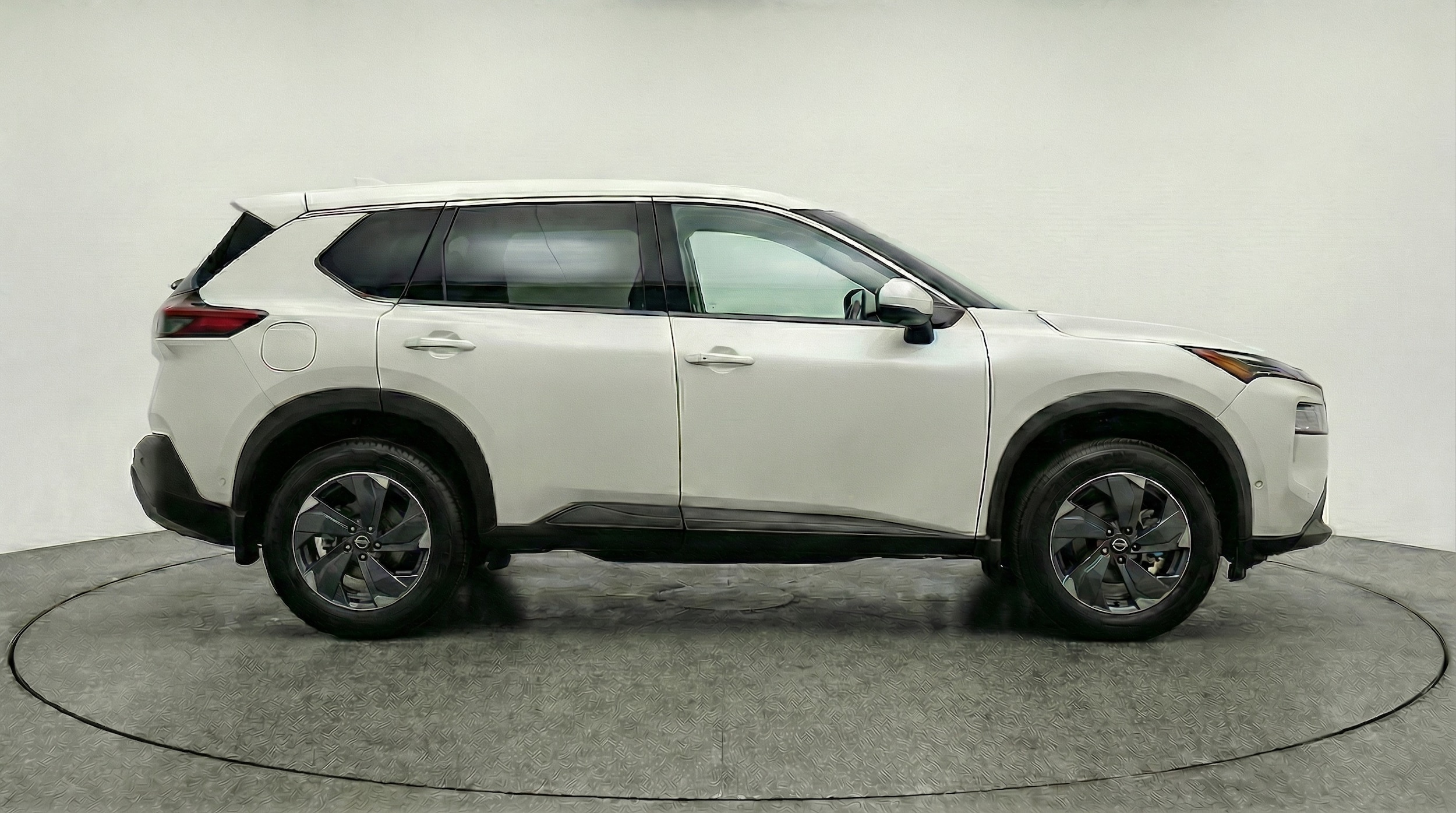 Thumbnail: 2025 Nissan Rogue - 8