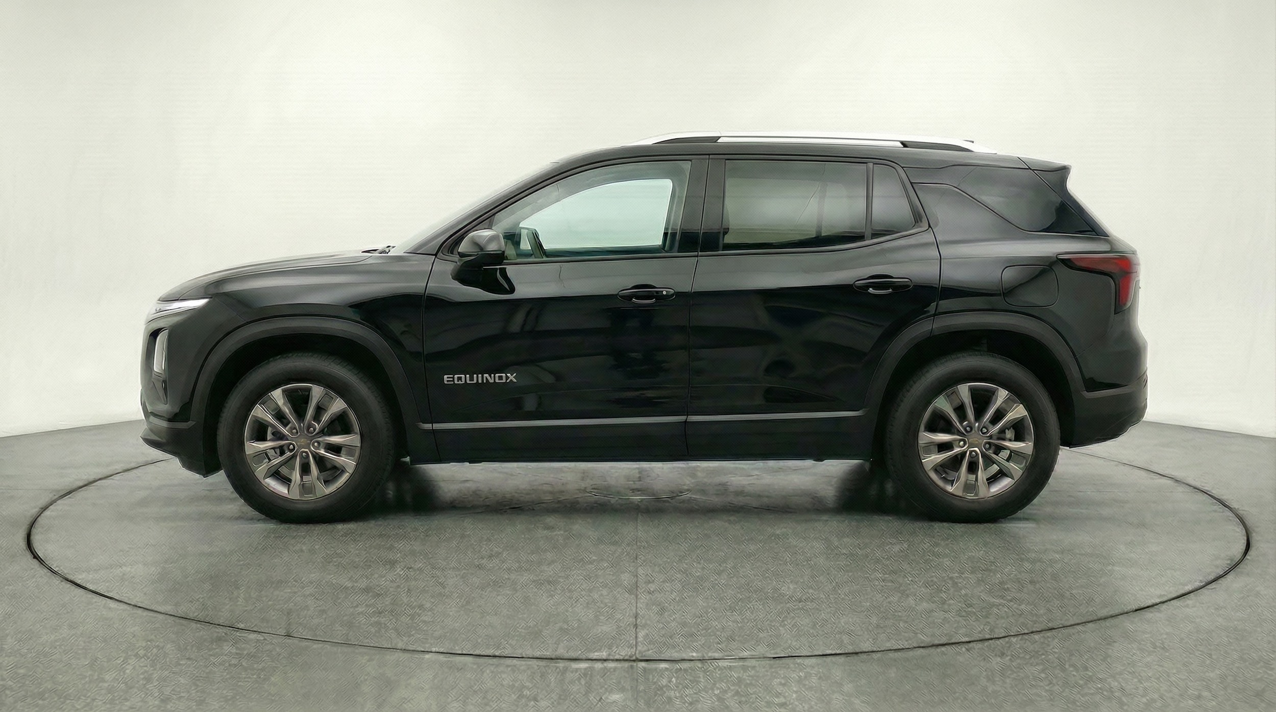 Thumbnail: 2025 Chevrolet Equinox - 4