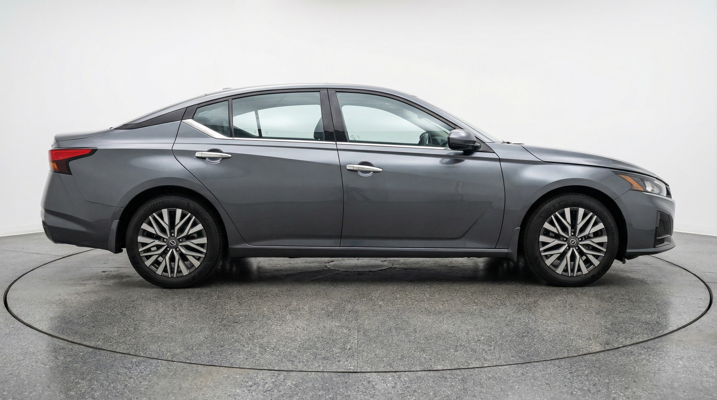 Thumbnail: 2025 Nissan Altima - 8