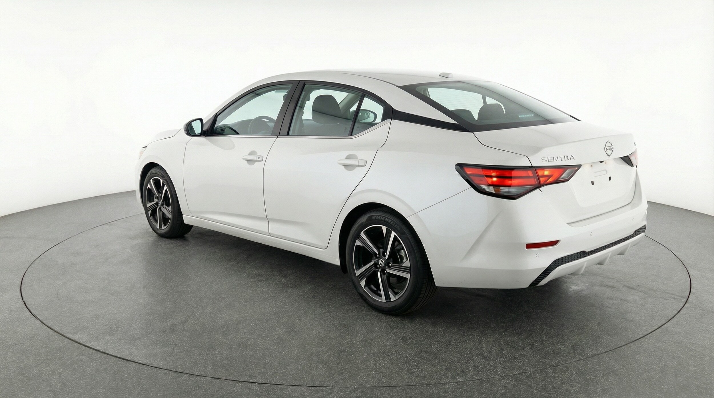 Thumbnail: 2025 Nissan Sentra - 5