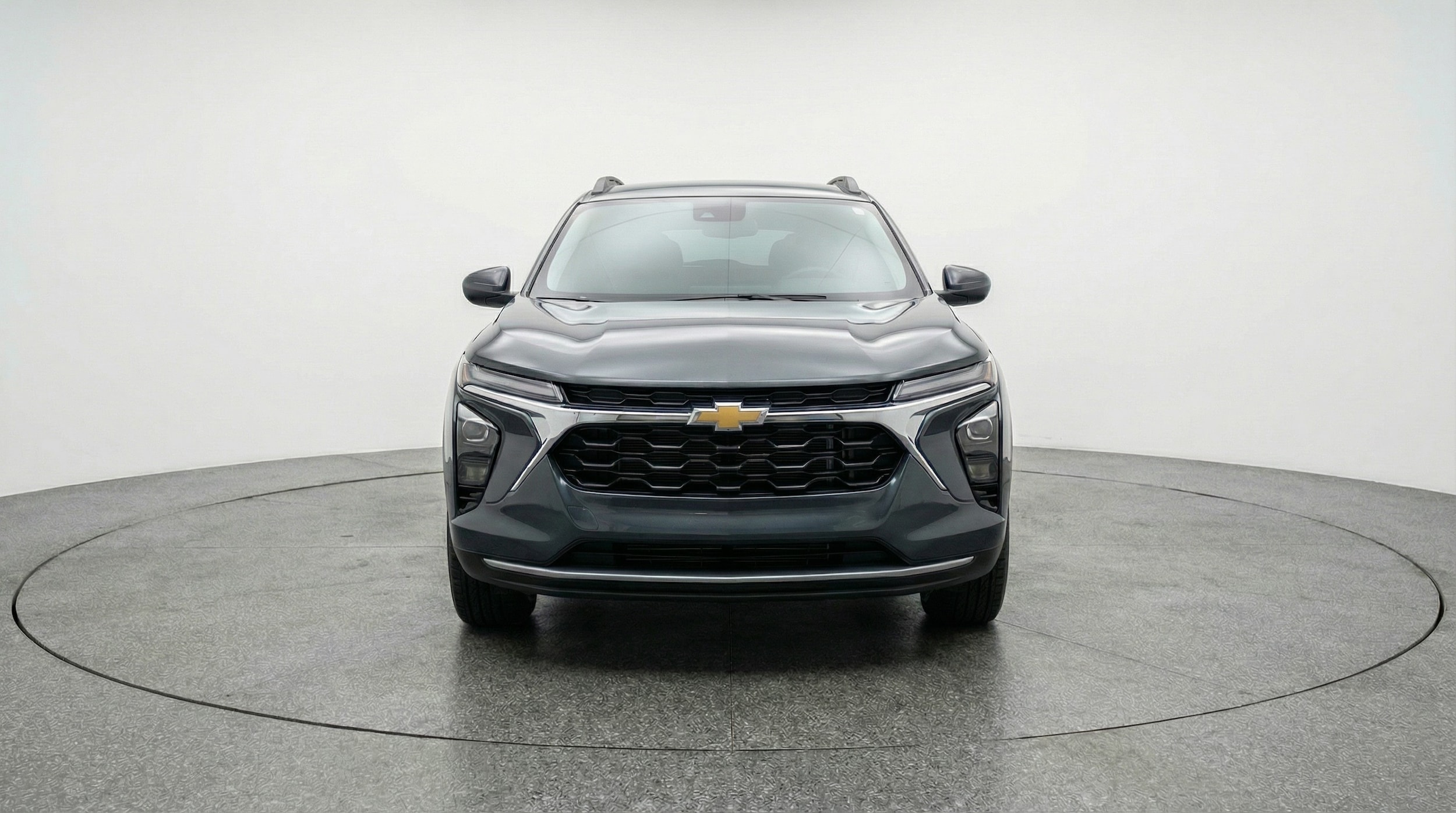 Thumbnail: 2025 Chevrolet Trax - 2
