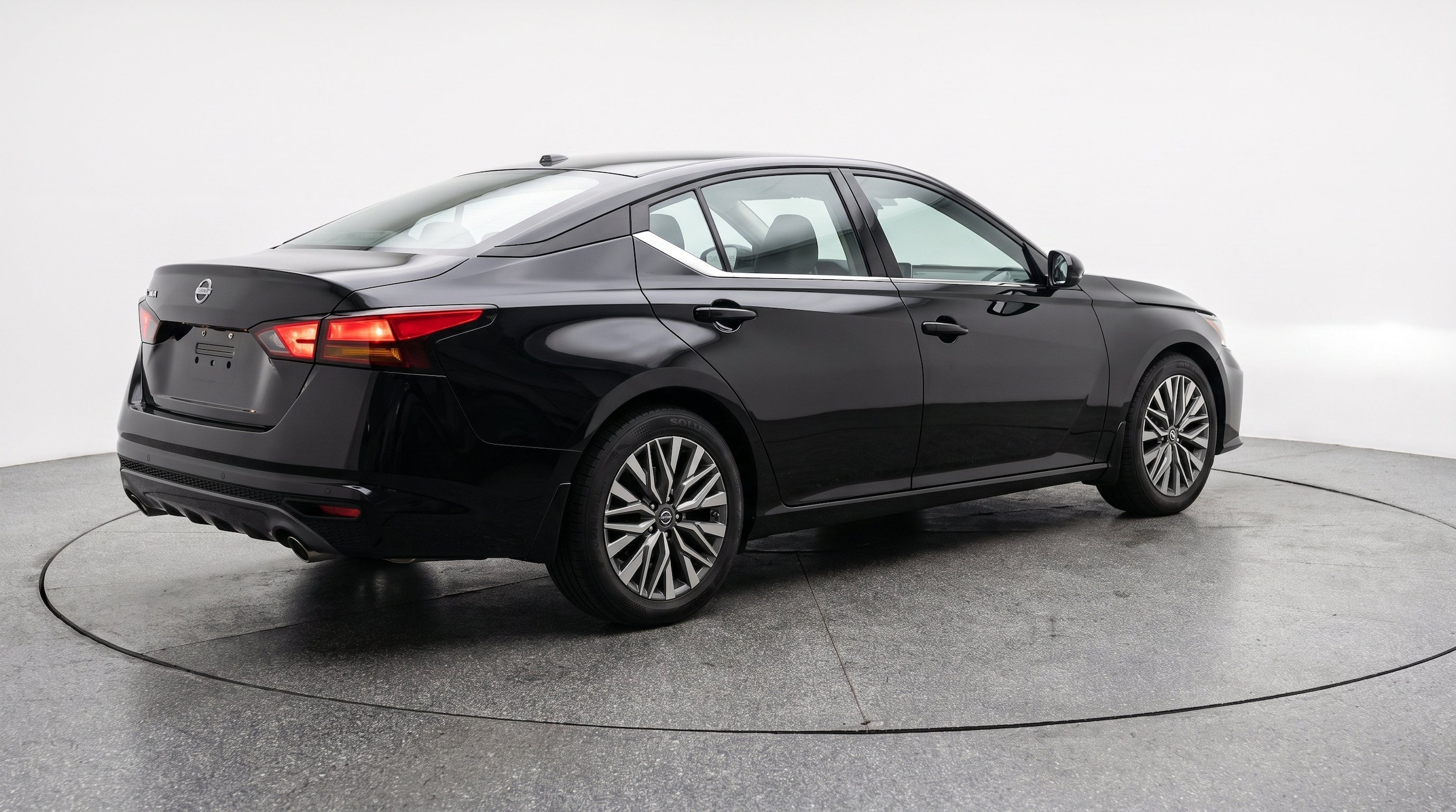 Thumbnail: 2026 Nissan Altima - 9