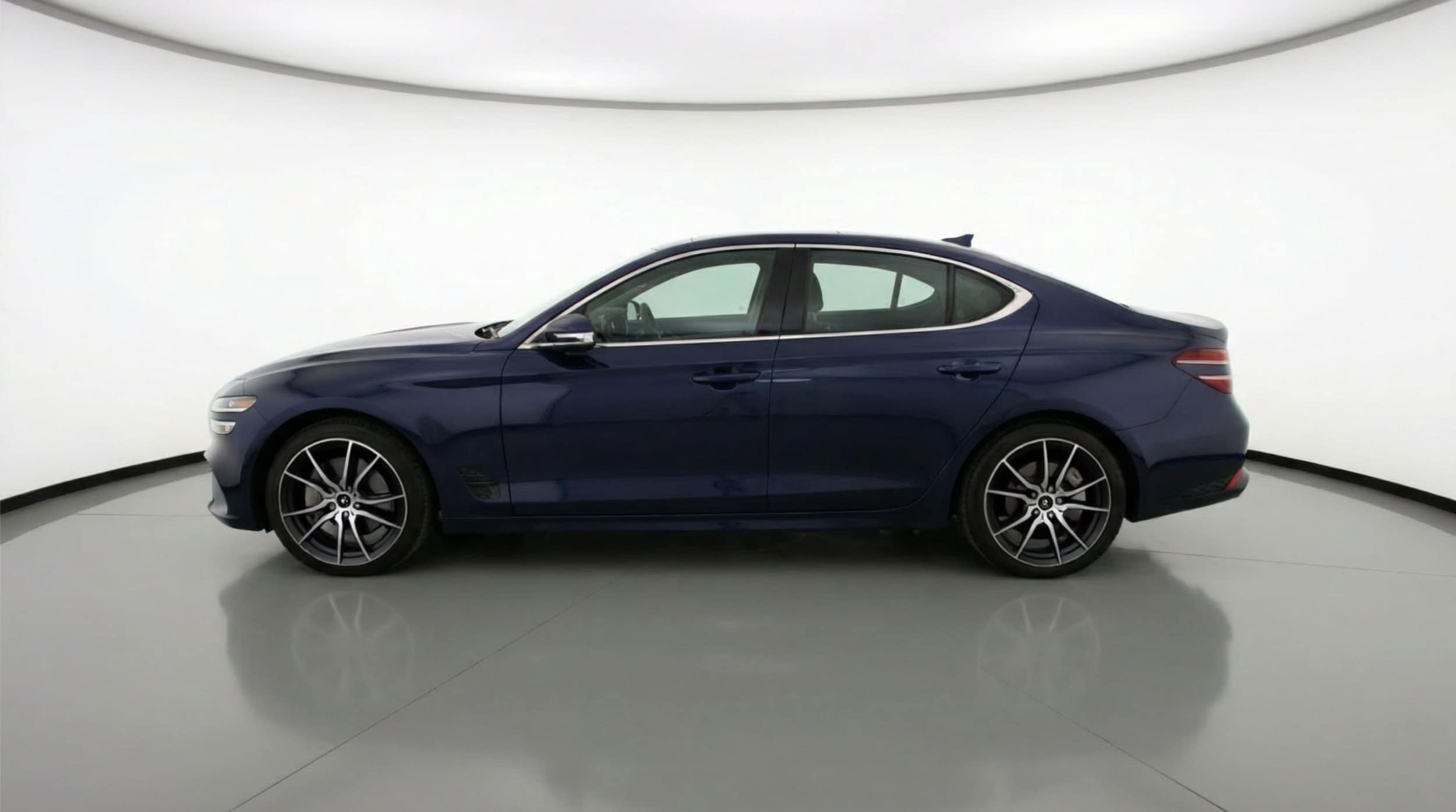 Thumbnail: 2025 Genesis G70 - 4