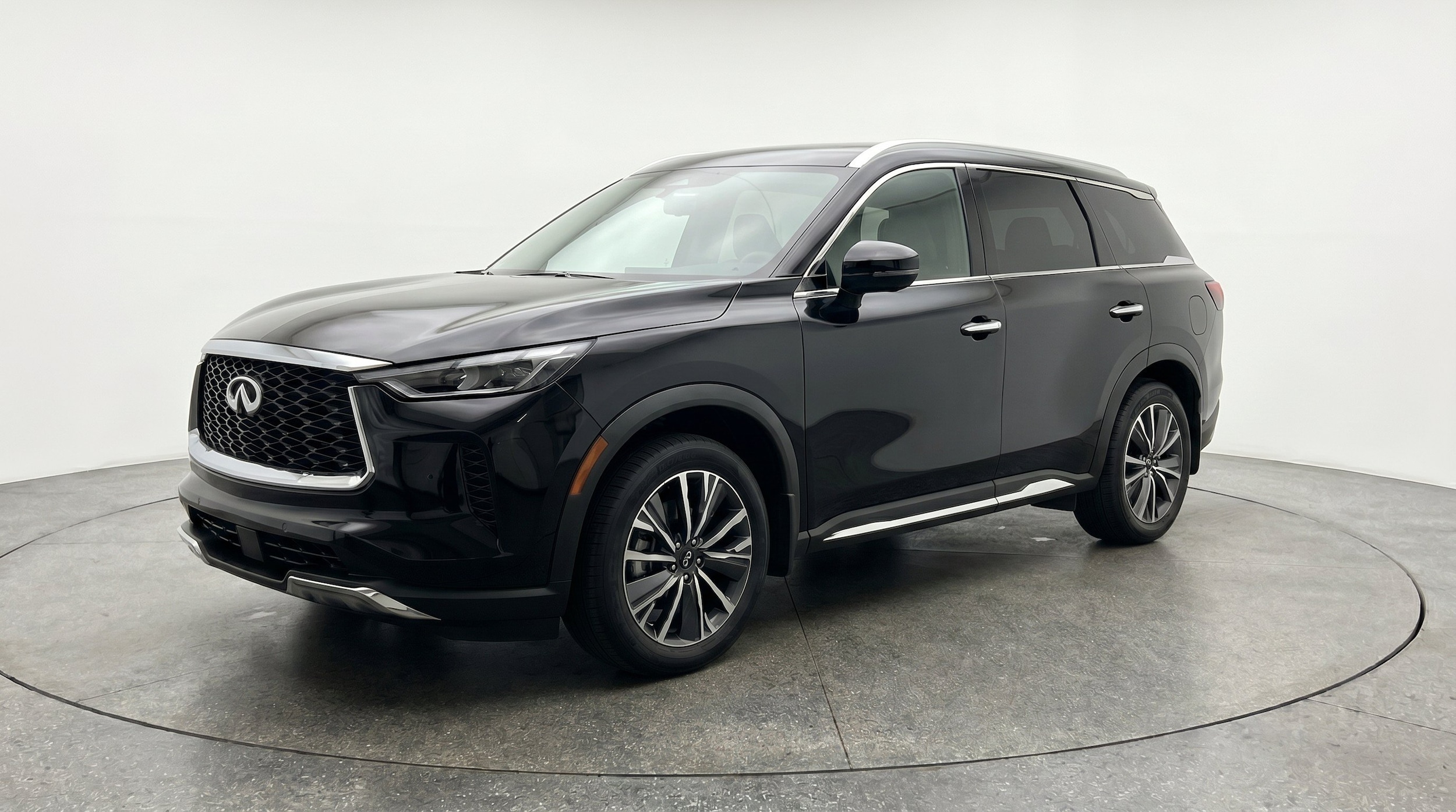 Thumbnail: 2026 INFINITI QX60 - 3