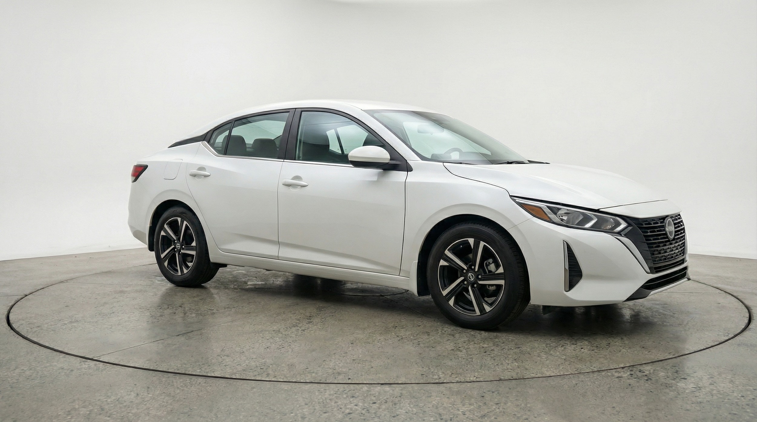 Thumbnail: 2025 Nissan Sentra - 1