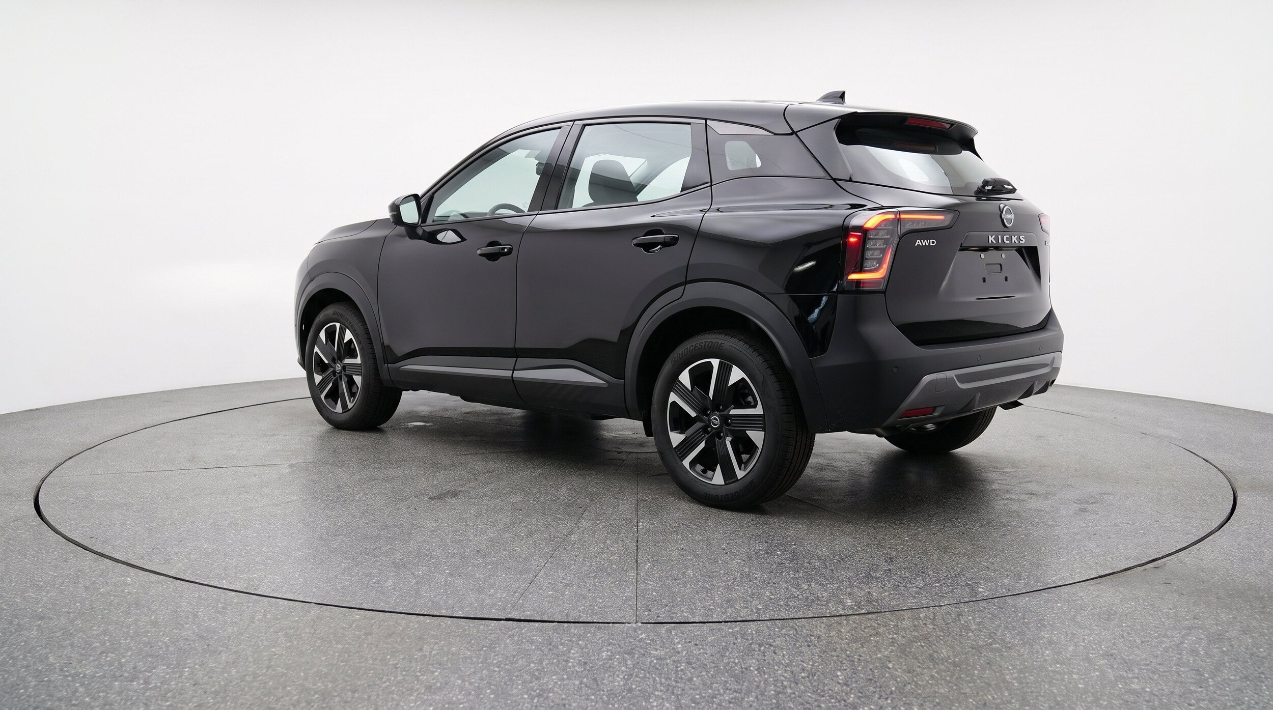 Thumbnail: 2026 Nissan Kicks - 6