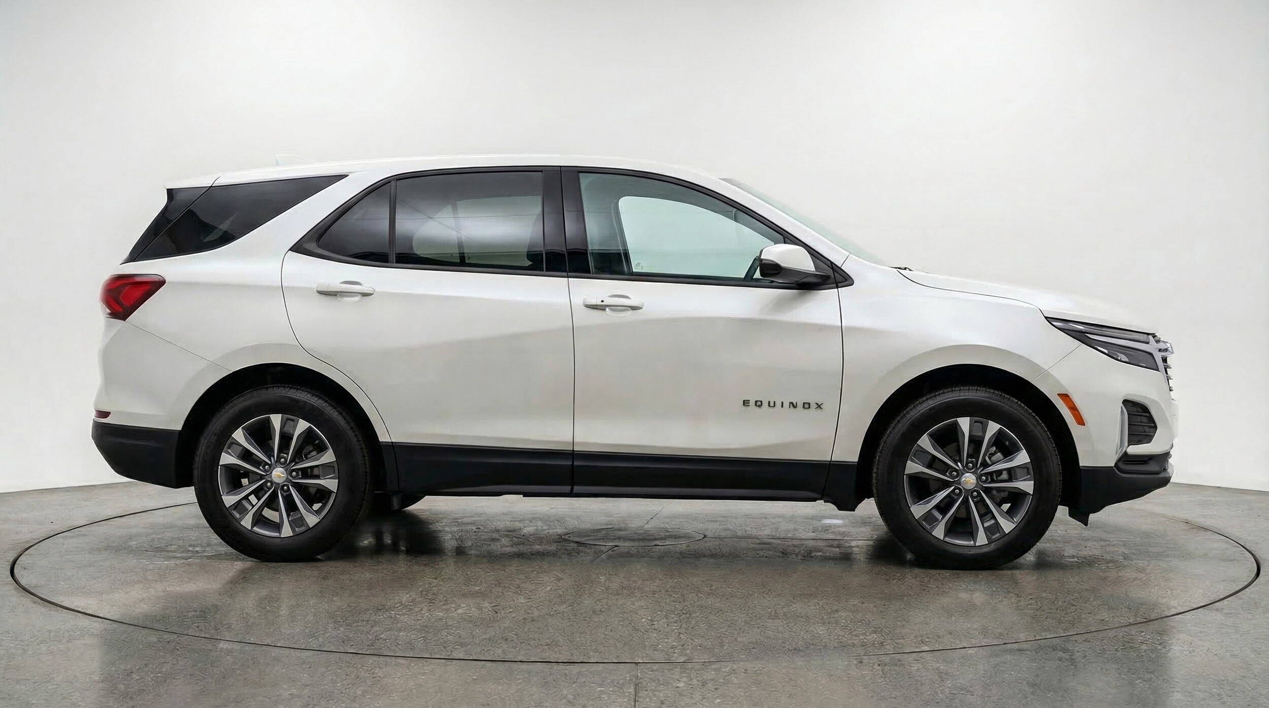 Thumbnail: 2025 Chevrolet Equinox - 8