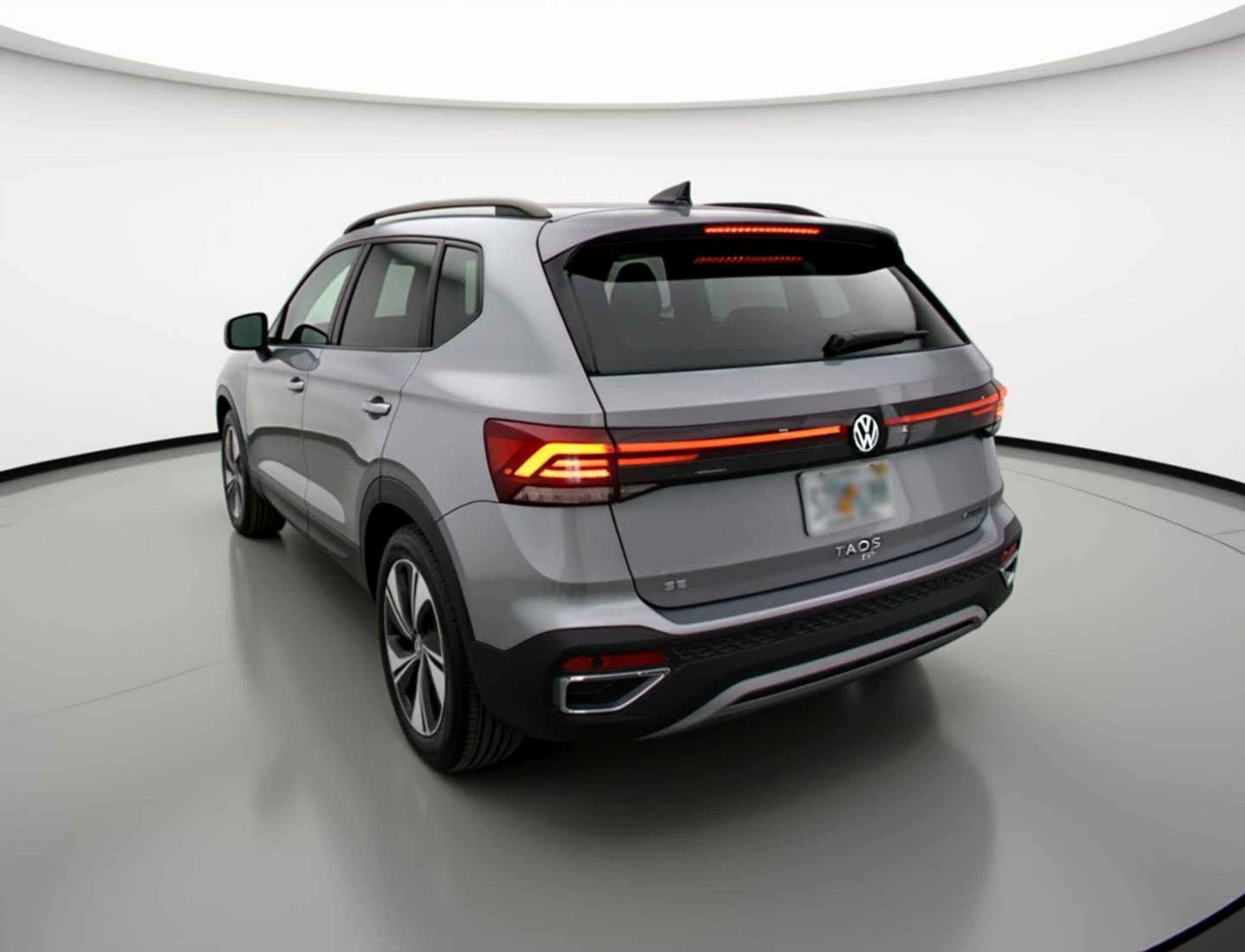 Thumbnail: 2025 Volkswagen Taos - 5