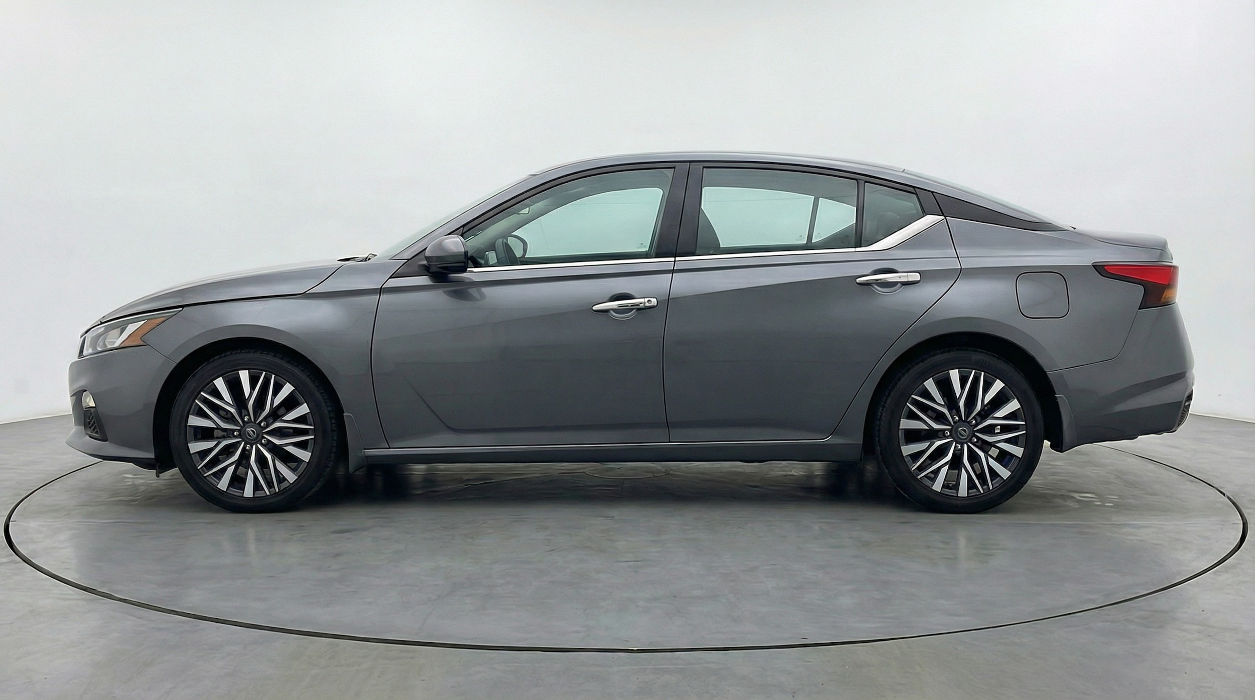 Thumbnail: 2025 Nissan Altima - 4