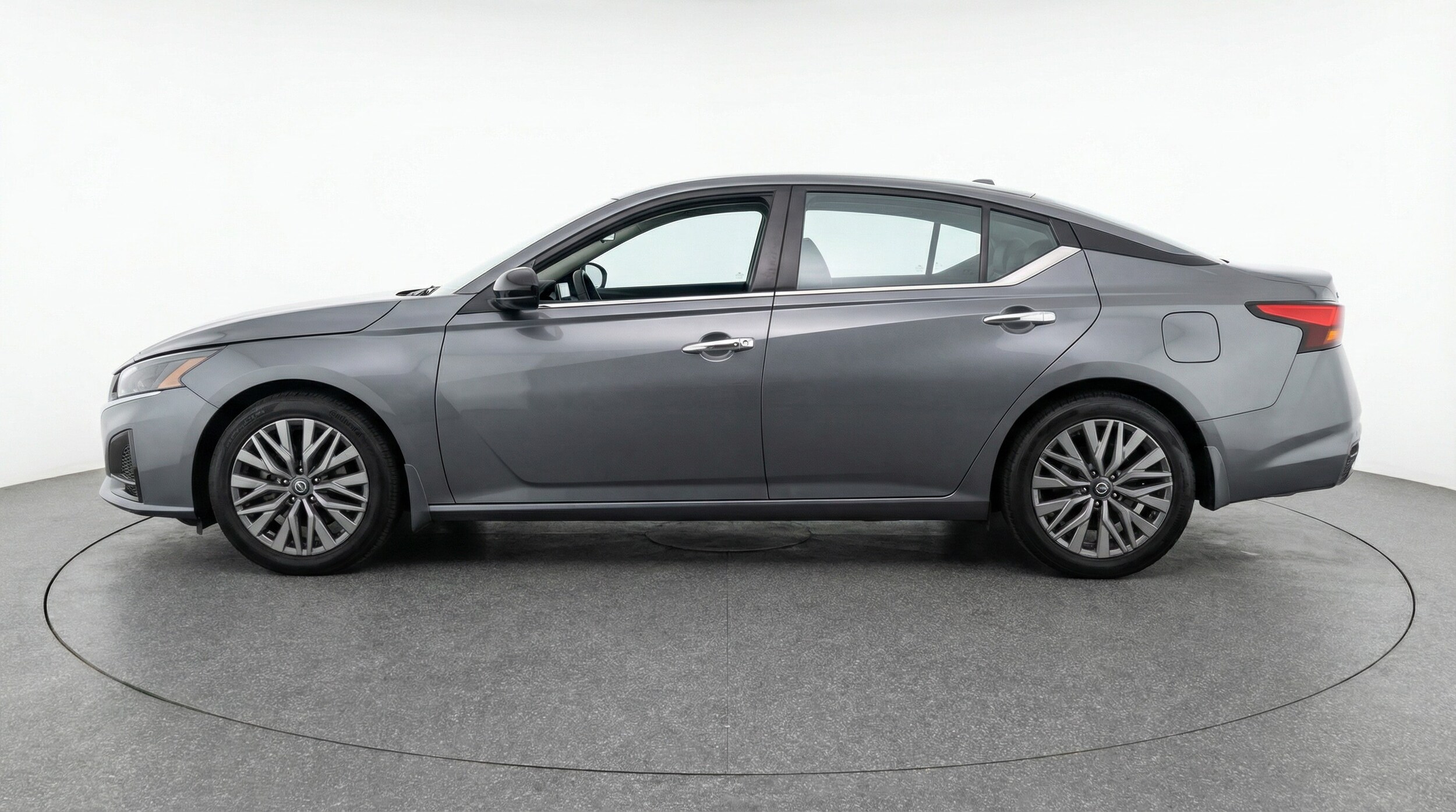 Thumbnail: 2025 Nissan Altima - 4