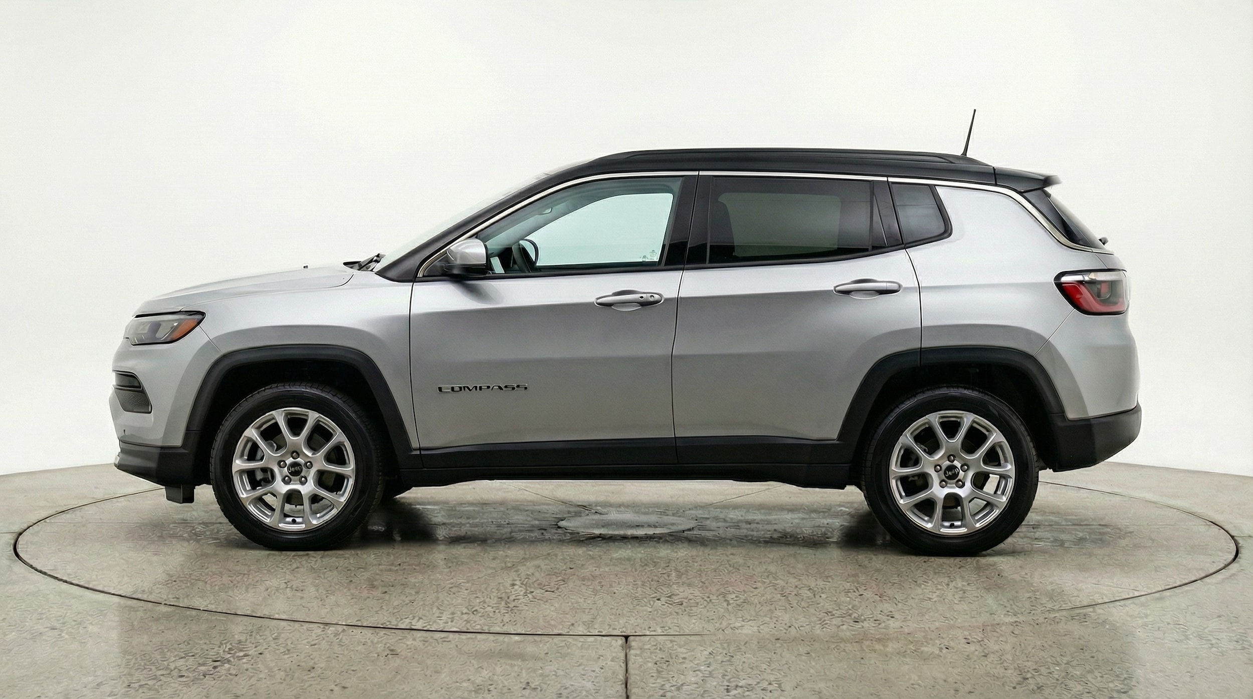 Thumbnail: 2025 Jeep Compass - 4