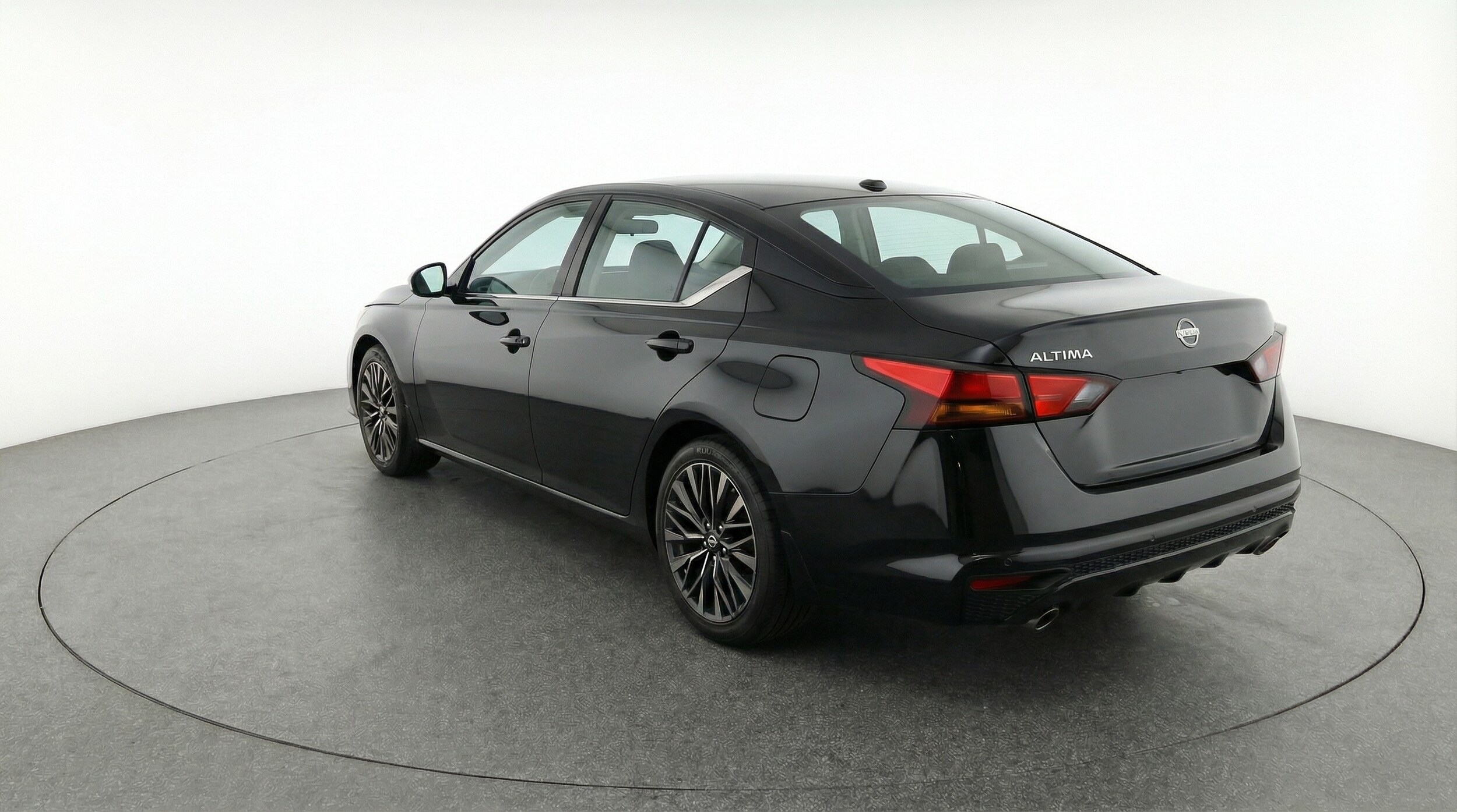 Thumbnail: 2025 Nissan Altima - 5
