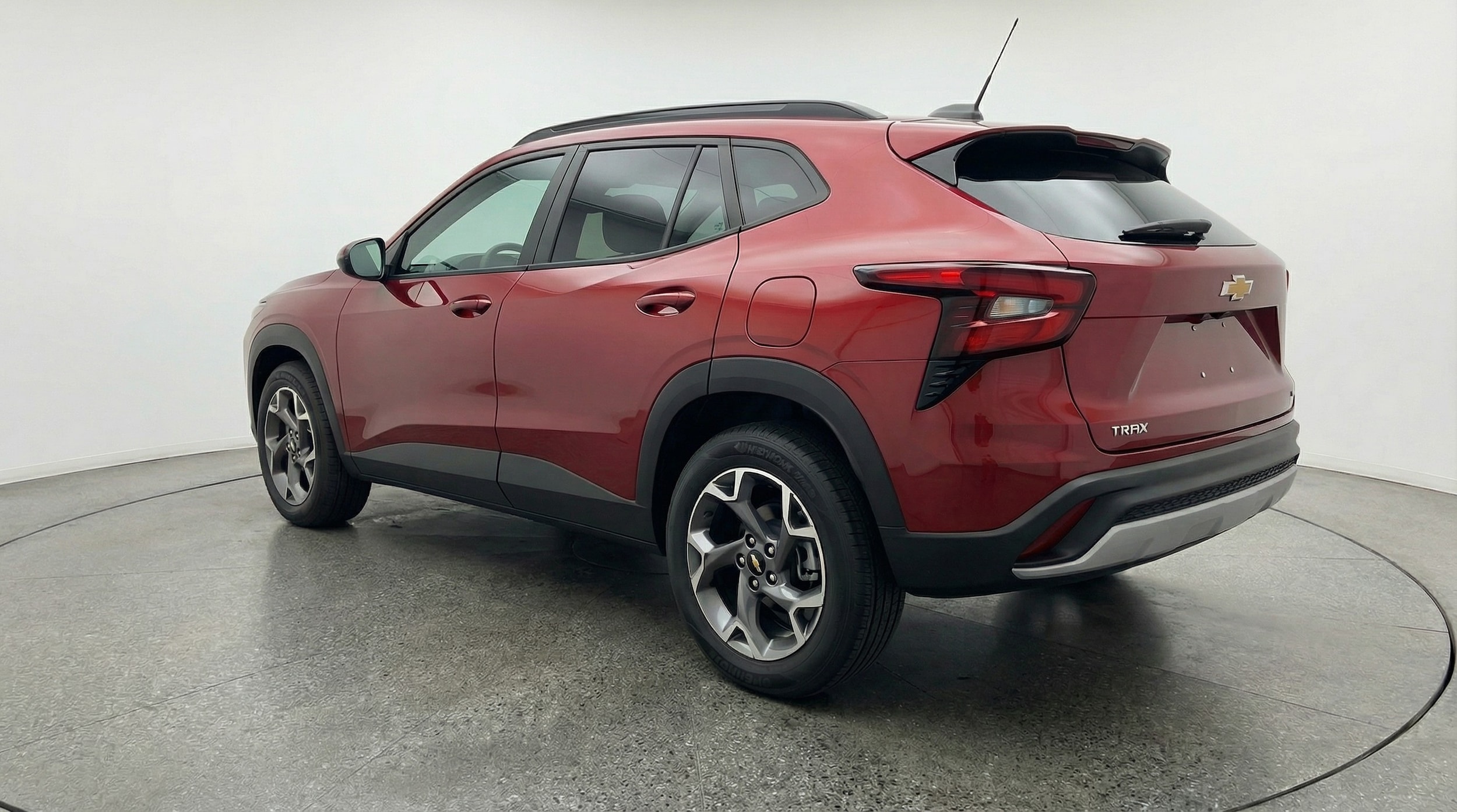 Thumbnail: 2025 Chevrolet Trax - 5