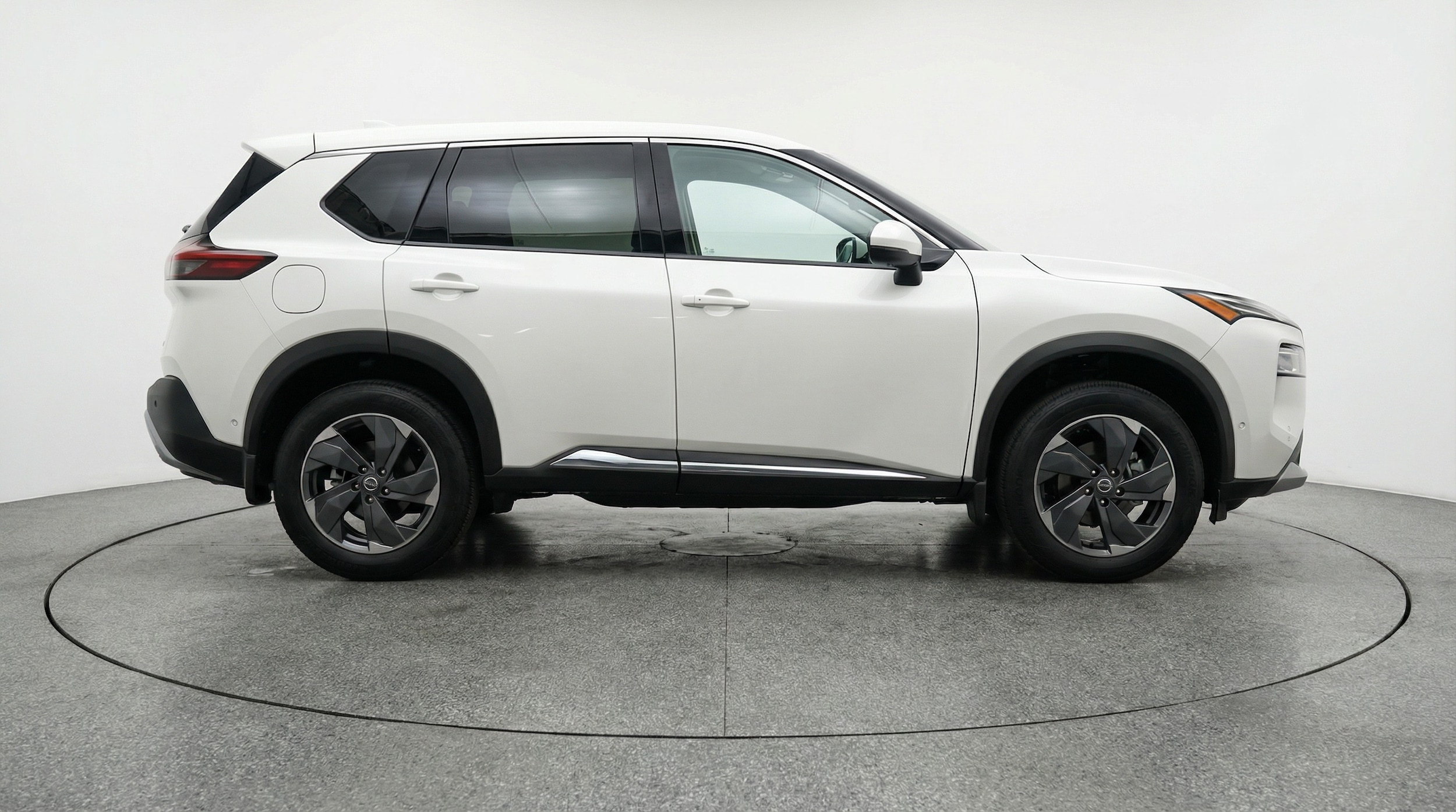 Thumbnail: 2025 Nissan Rogue - 8