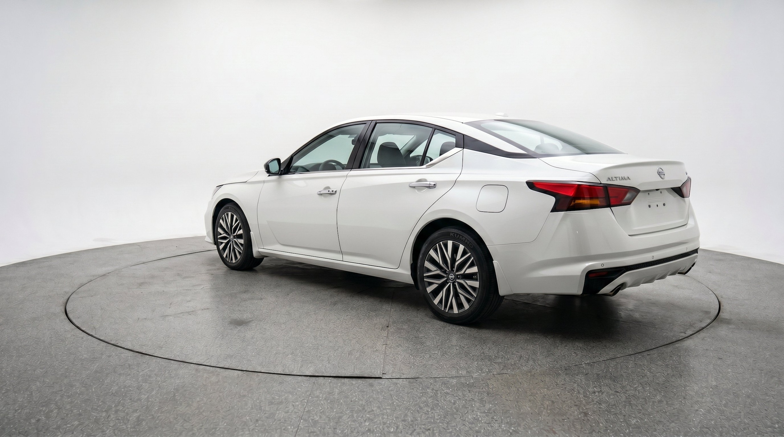 Thumbnail: 2025 Nissan Altima - 6
