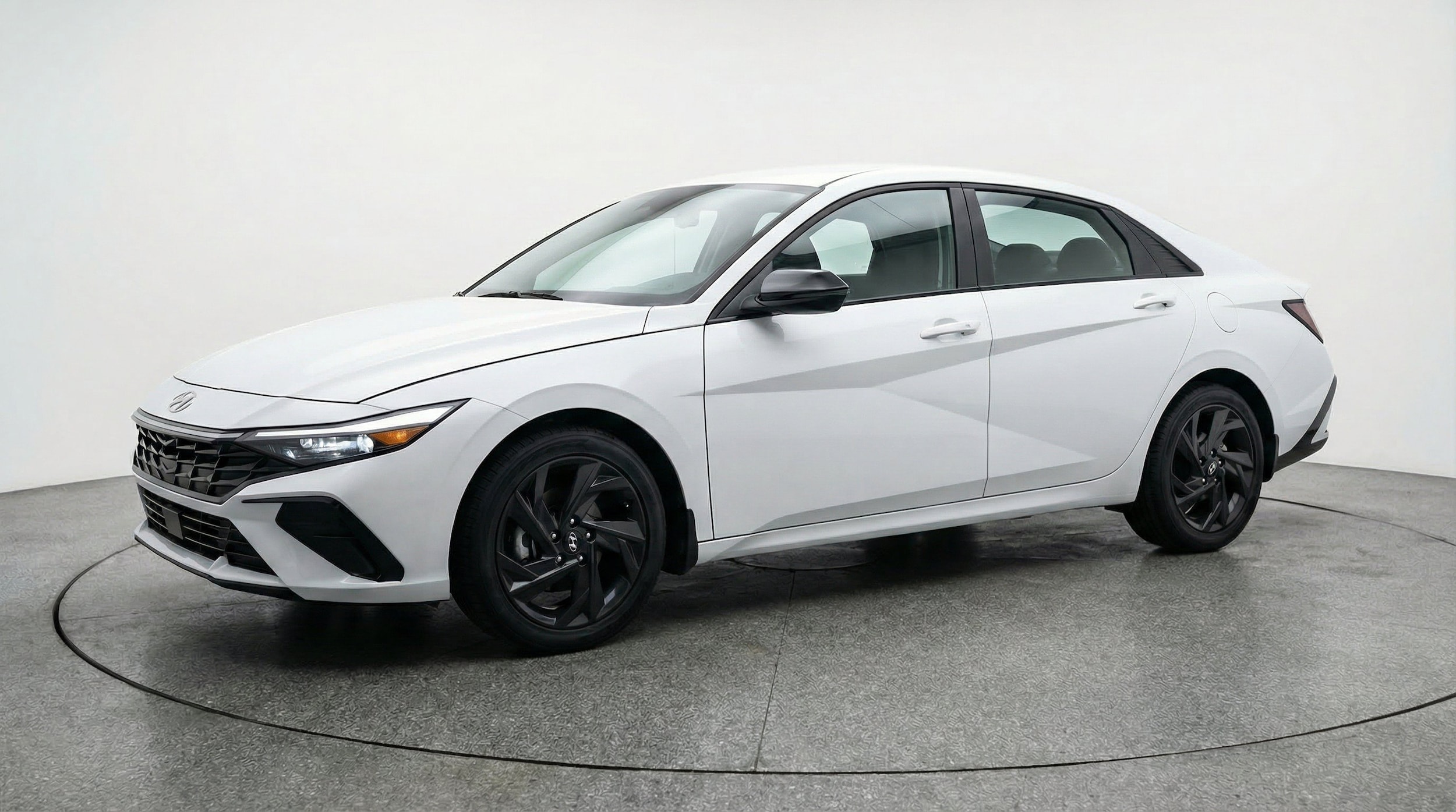 Thumbnail: 2026 Hyundai Elantra - 3