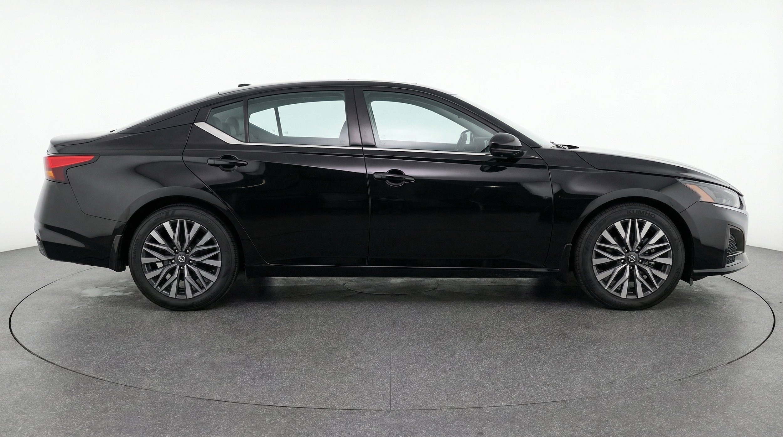 Thumbnail: 2025 Nissan Altima - 11