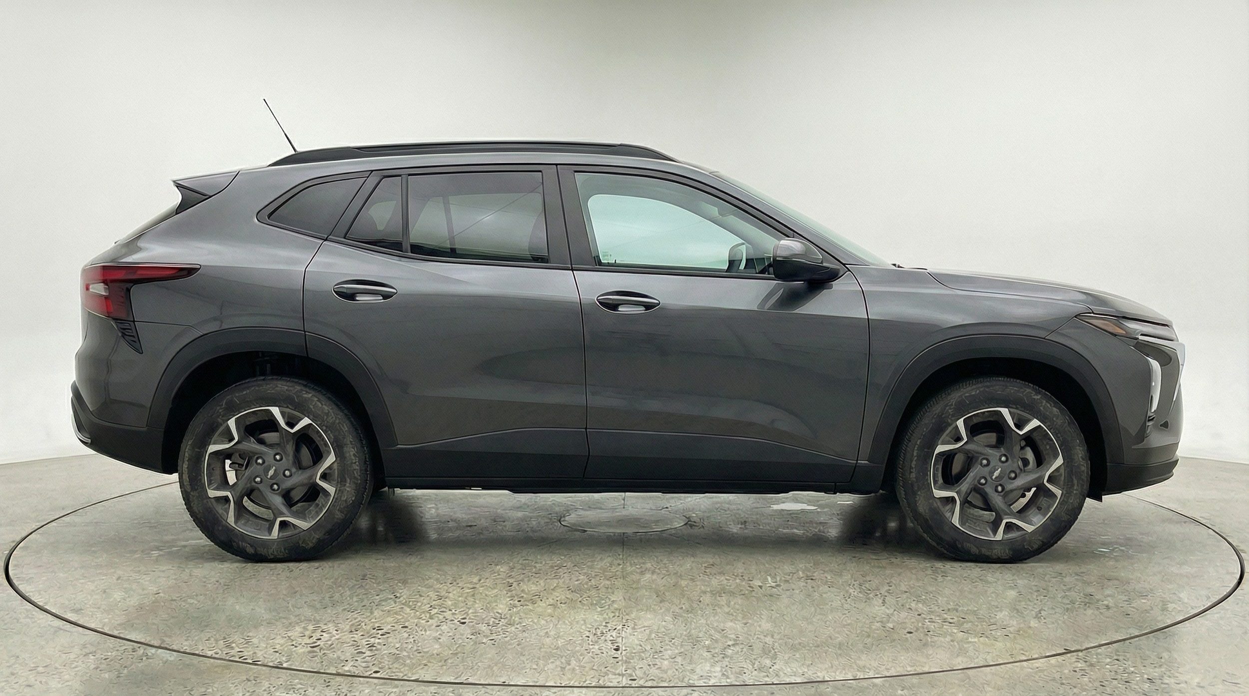 Thumbnail: 2025 Chevrolet Trax - 8