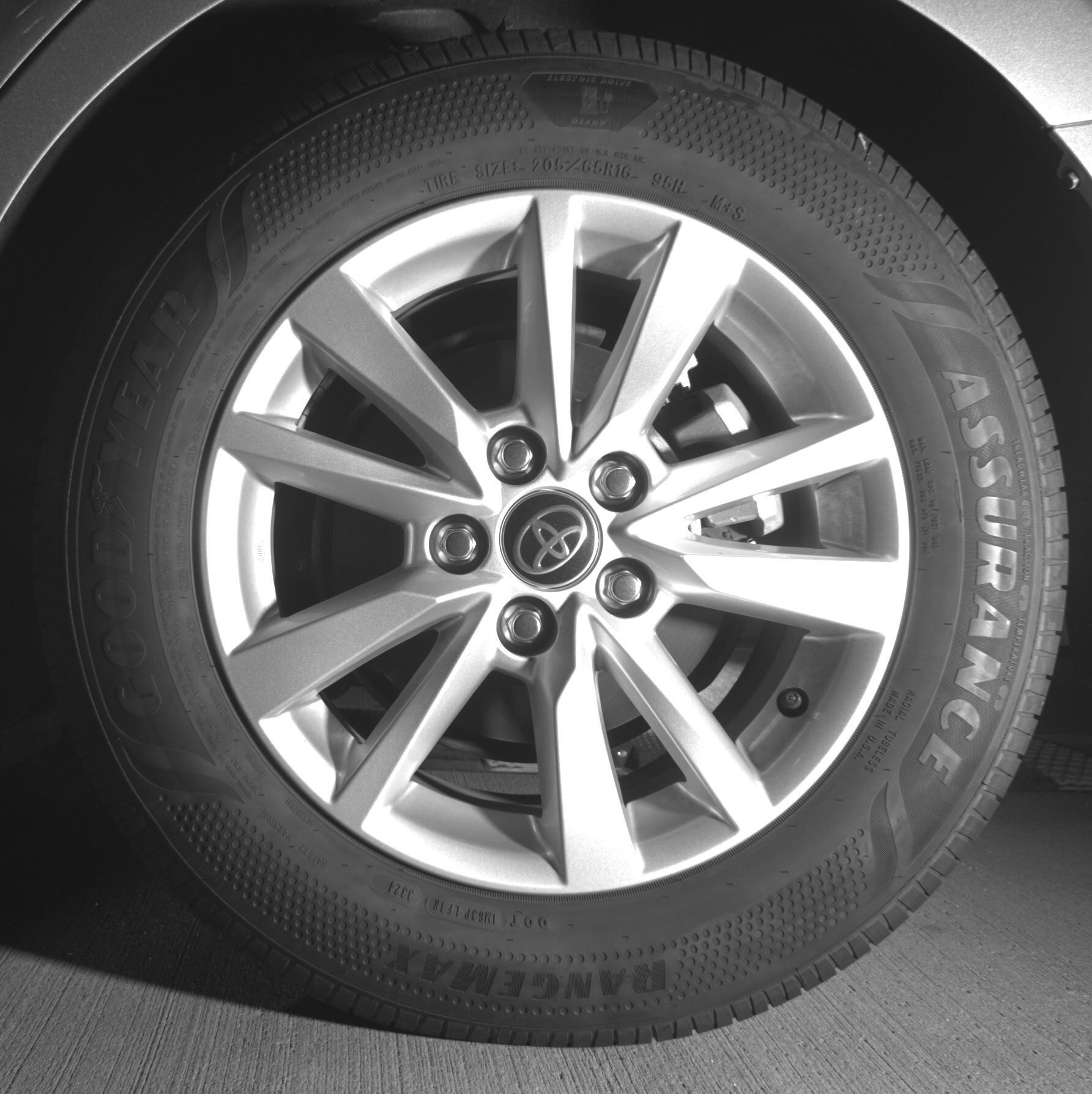 Thumbnail: 2025 Toyota Camry - 11