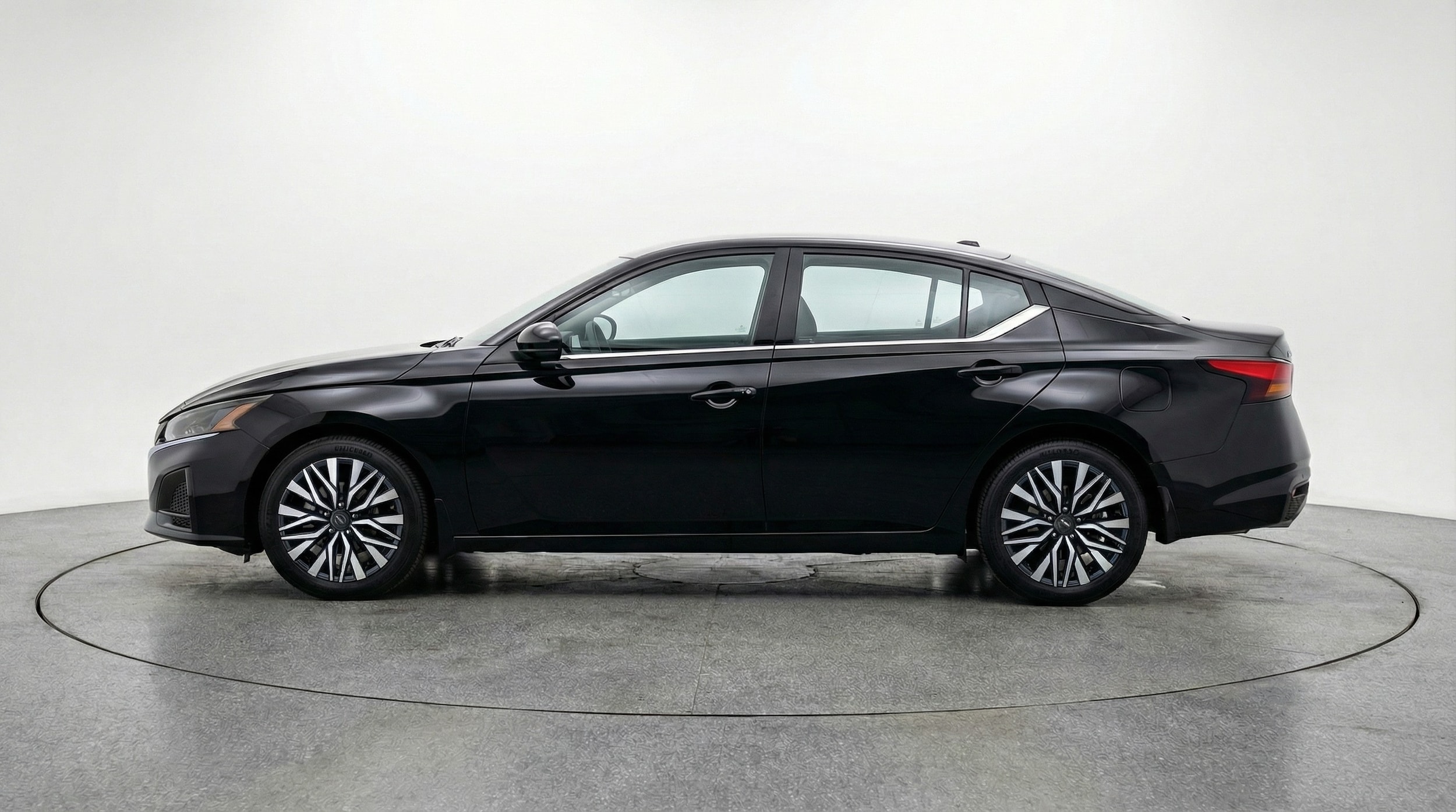 Thumbnail: 2025 Nissan Altima - 4