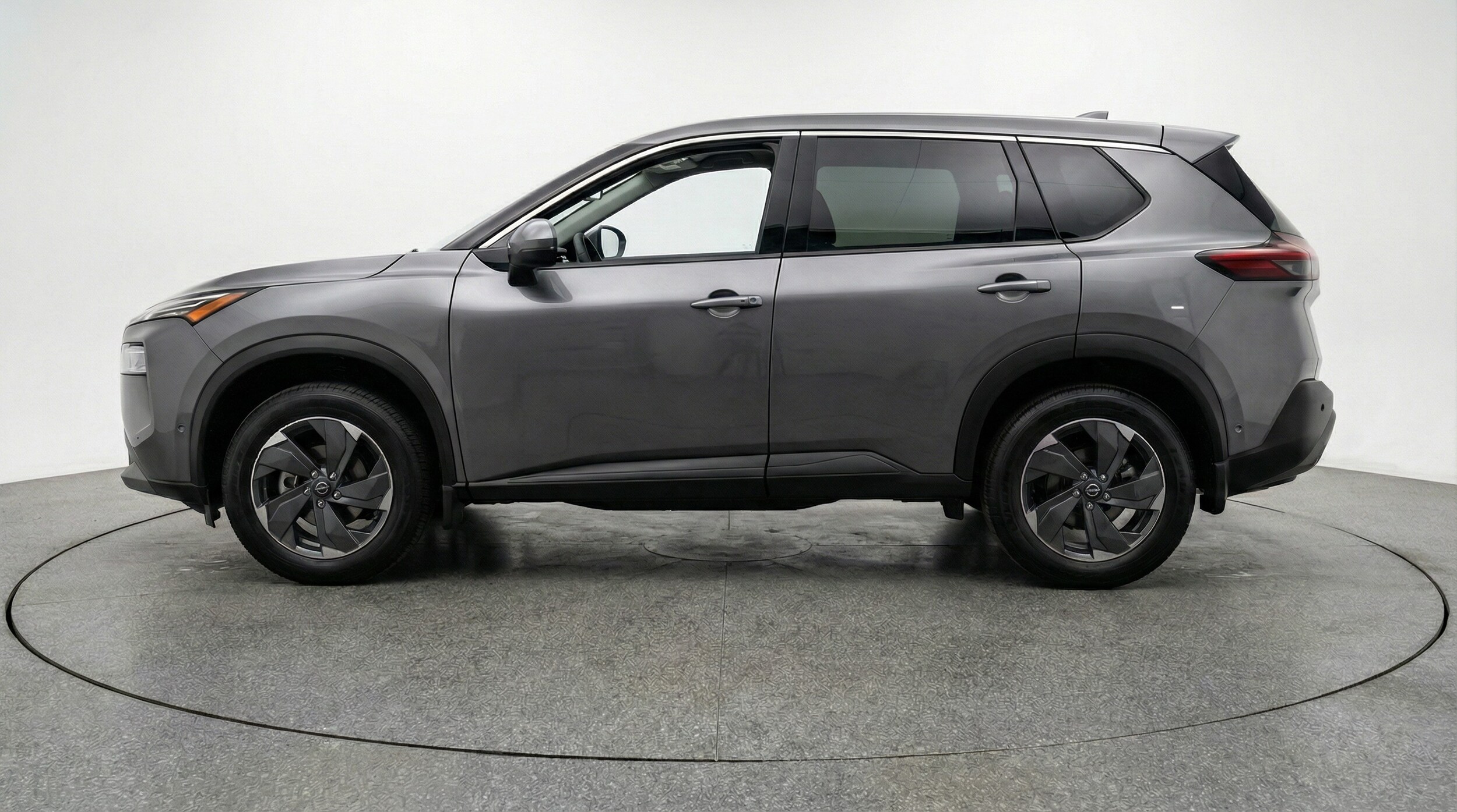 Thumbnail: 2025 Nissan Rogue - 4