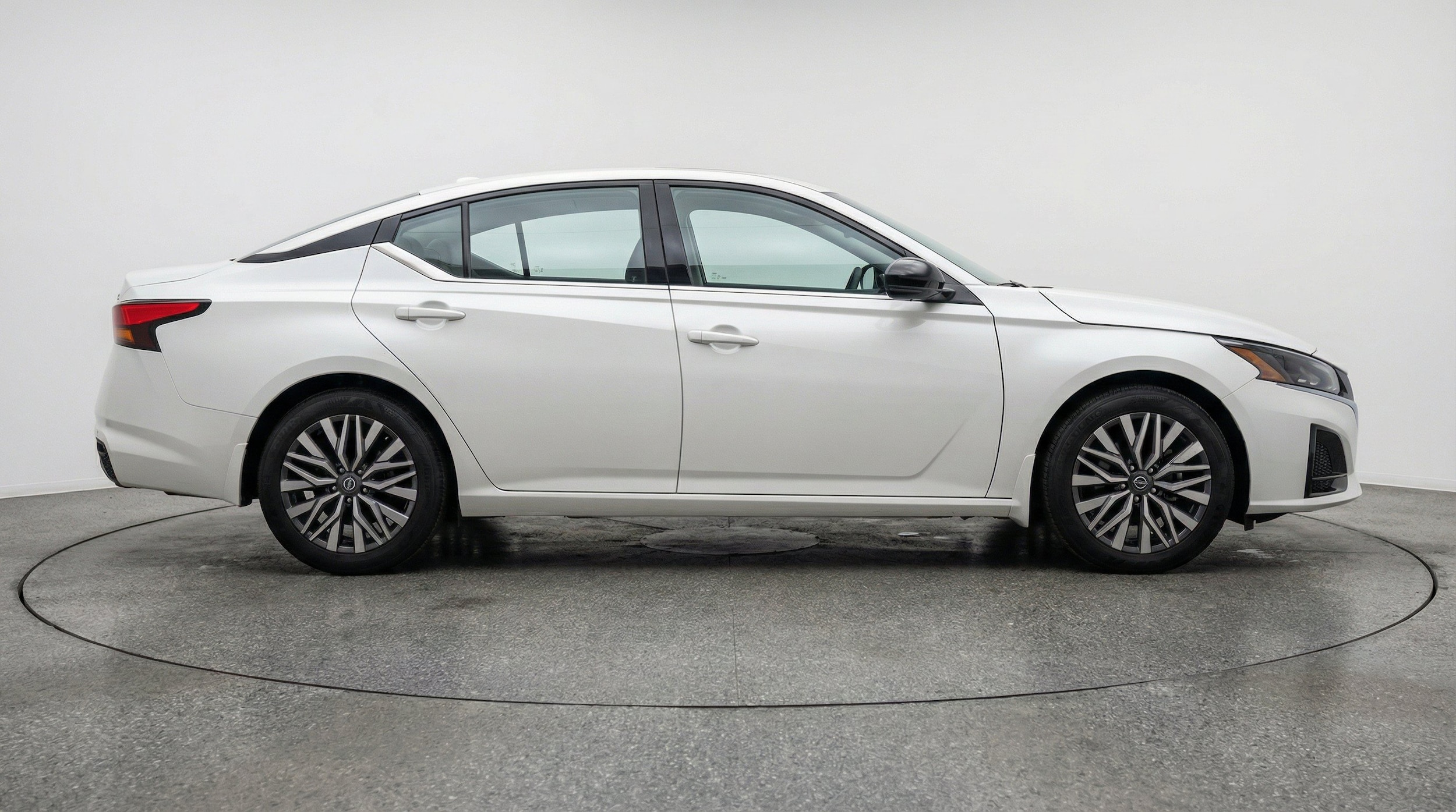 Thumbnail: 2025 Nissan Altima - 11
