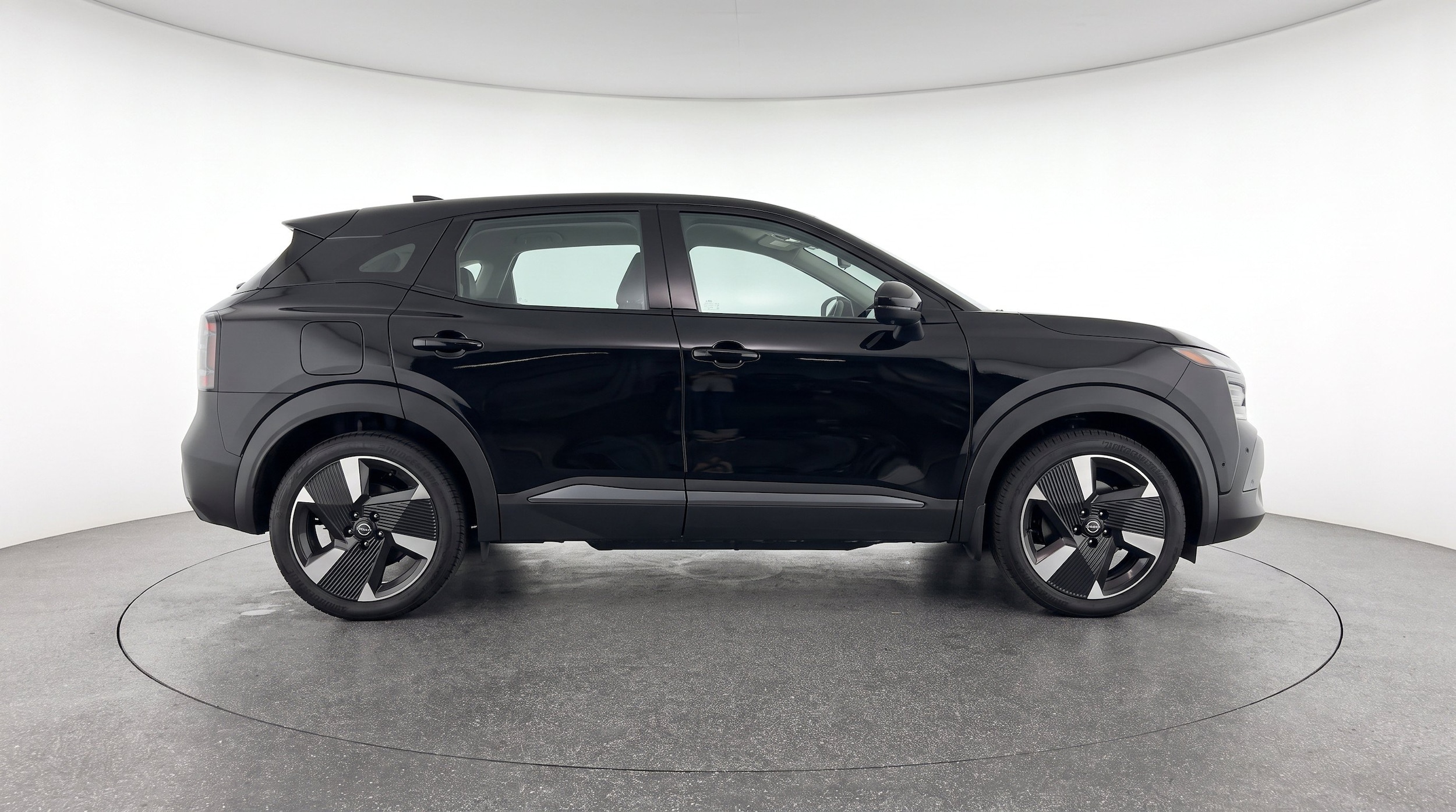 Thumbnail: 2026 Nissan Kicks - 10