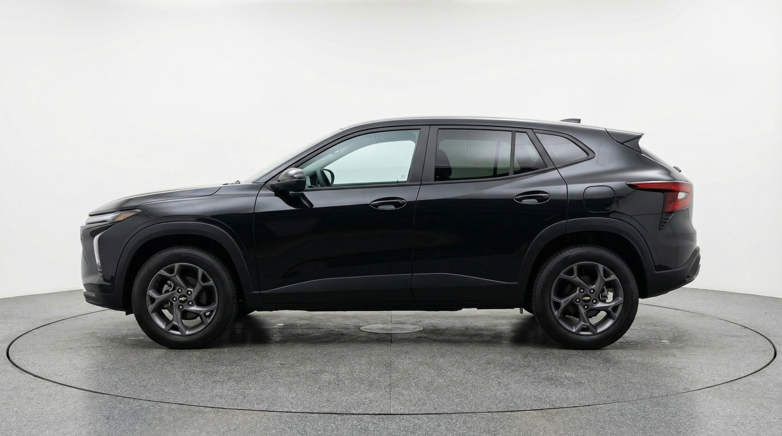 Thumbnail: 2025 Chevrolet Trax - 5