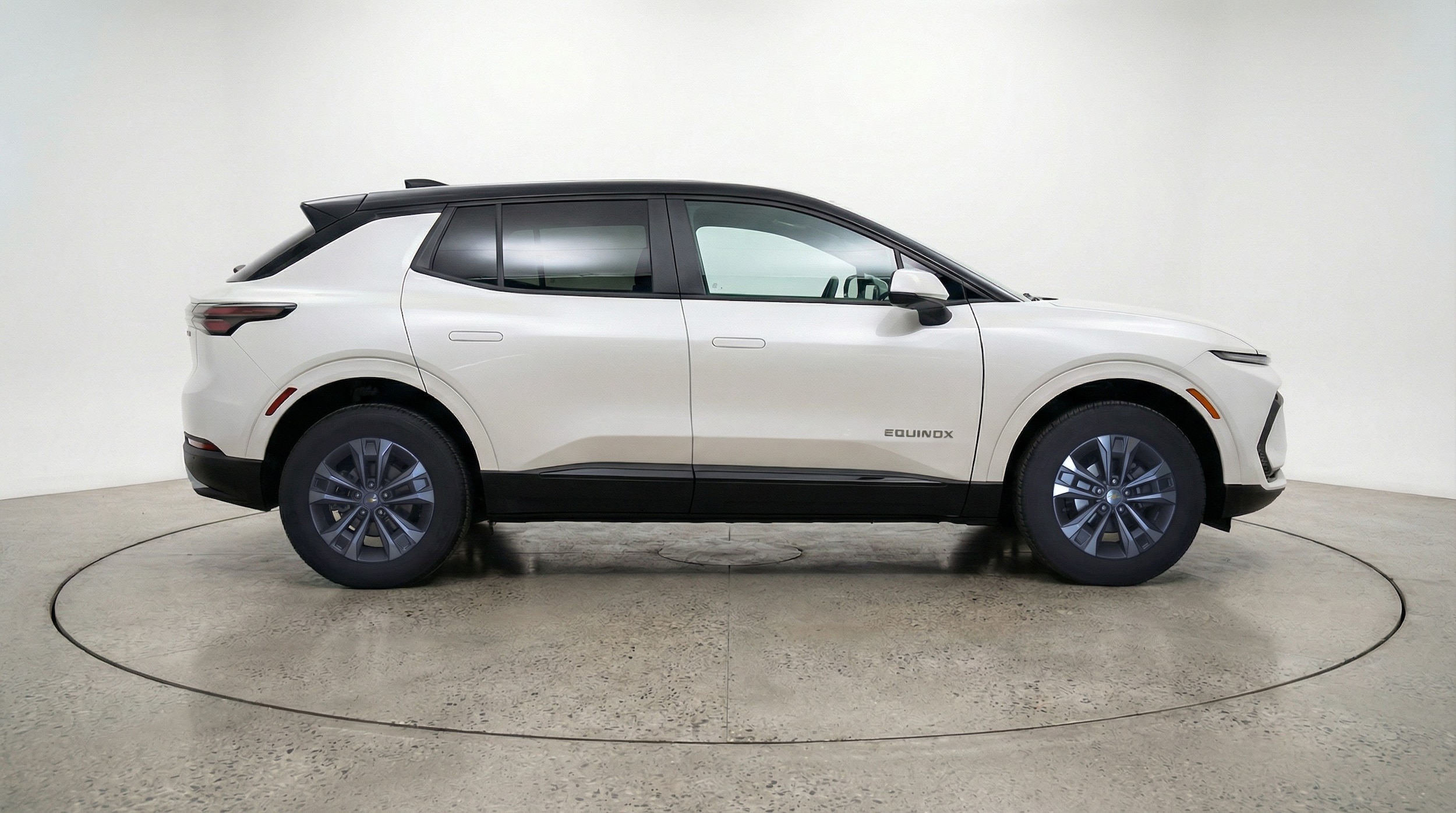 Thumbnail: 2025 Chevrolet Equinox - 8