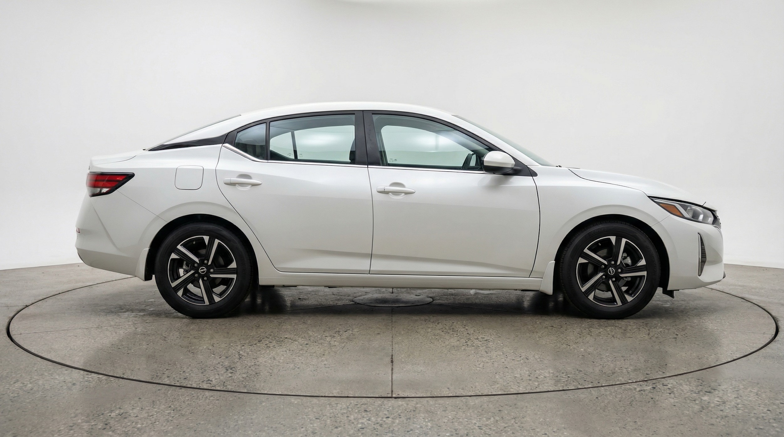 Thumbnail: 2025 Nissan Sentra - 8