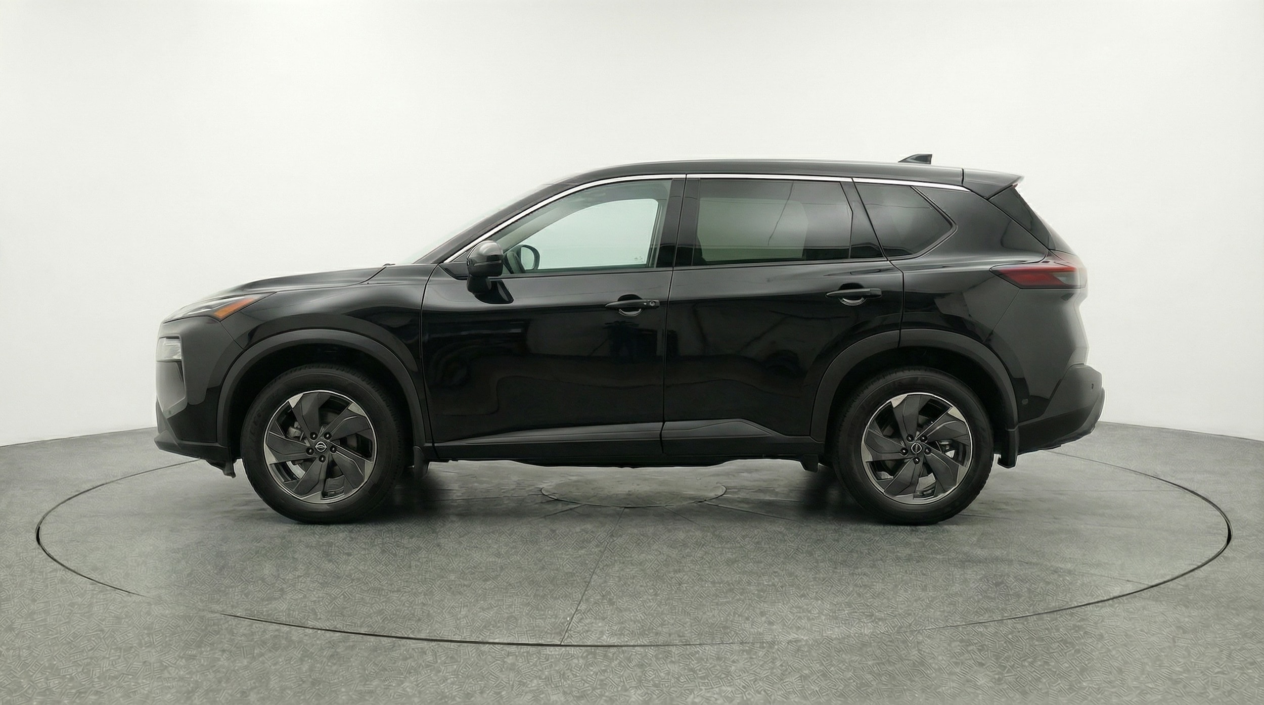 Thumbnail: 2025 Nissan Rogue - 4