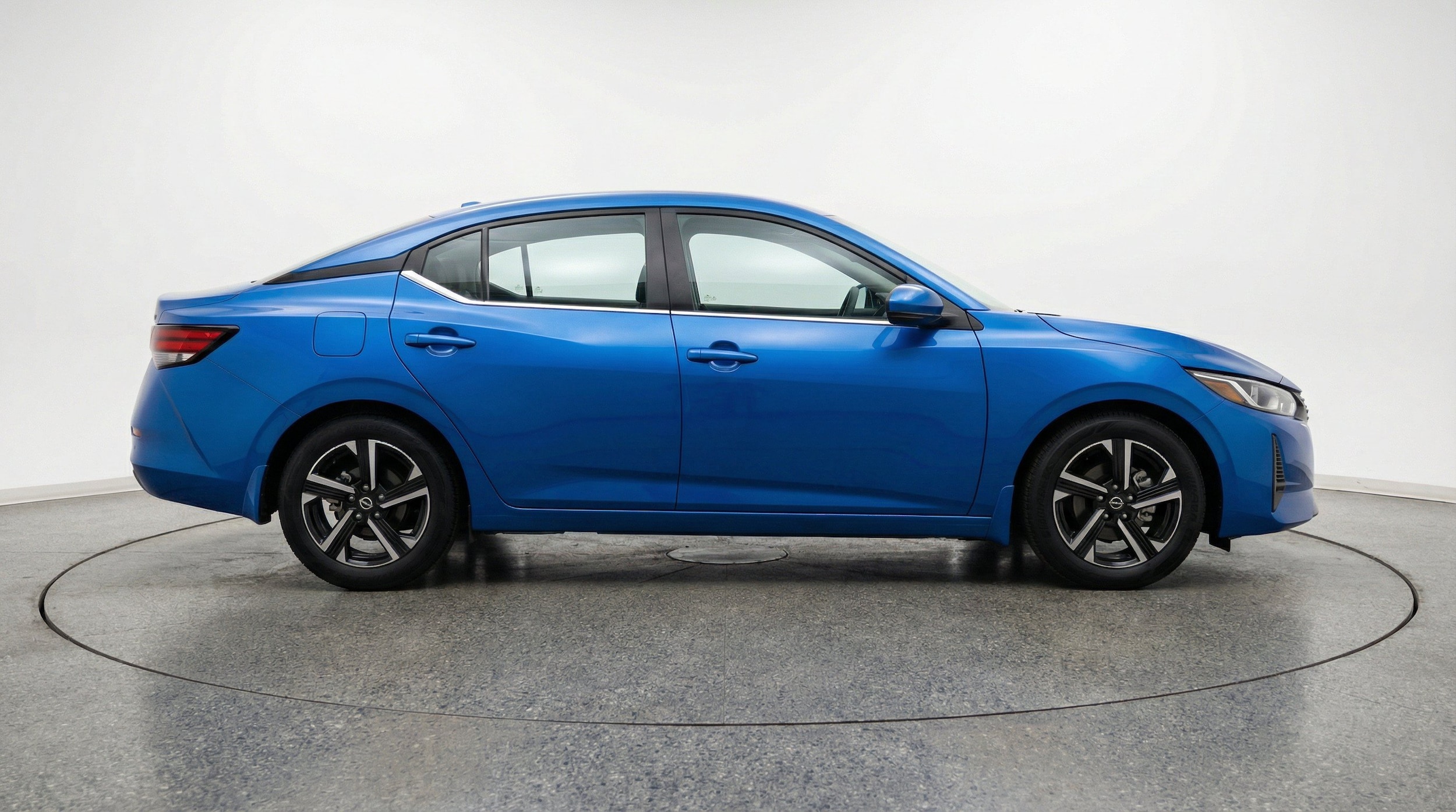 Thumbnail: 2025 Nissan Sentra - 11