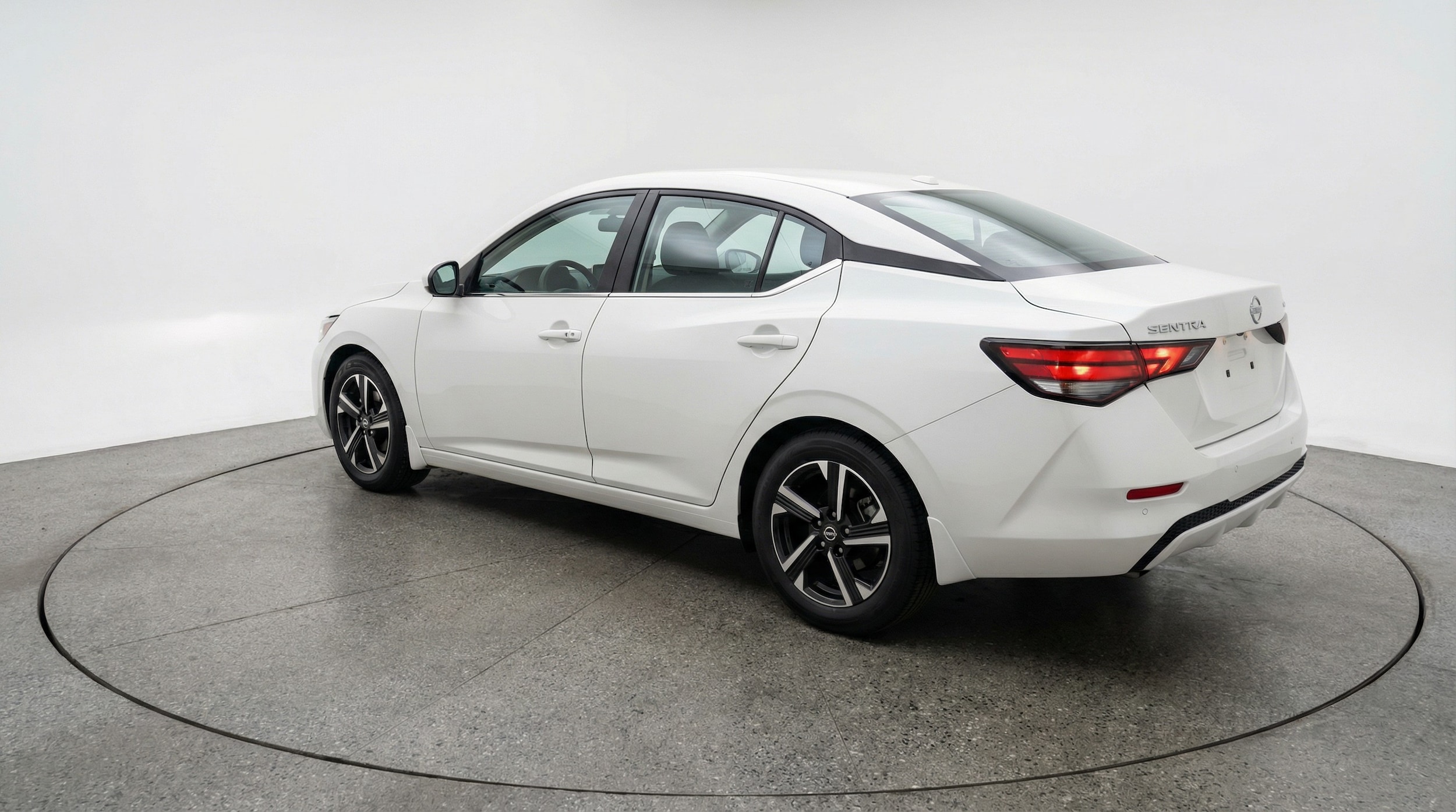 Thumbnail: 2025 Nissan Sentra - 5