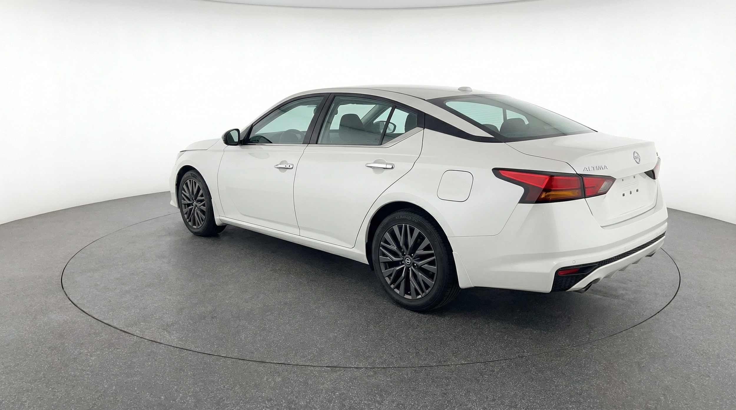 Thumbnail: 2025 Nissan Altima - 5