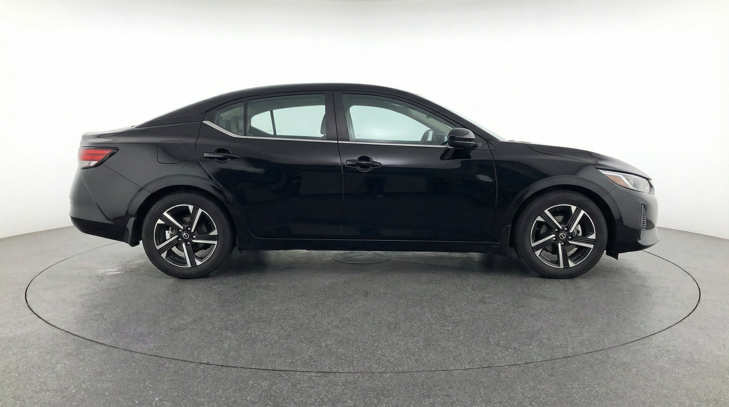 Thumbnail: 2025 Nissan Sentra - 11