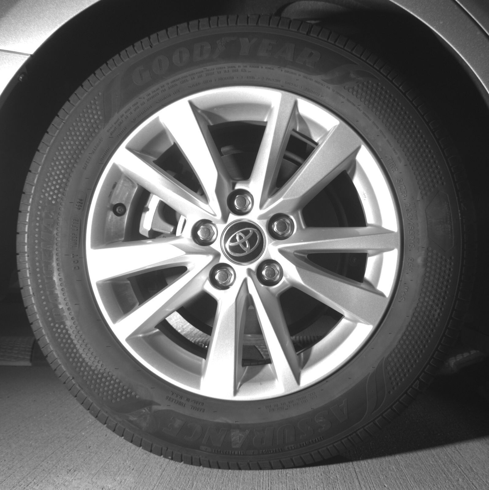 Thumbnail: 2025 Toyota Camry - 12