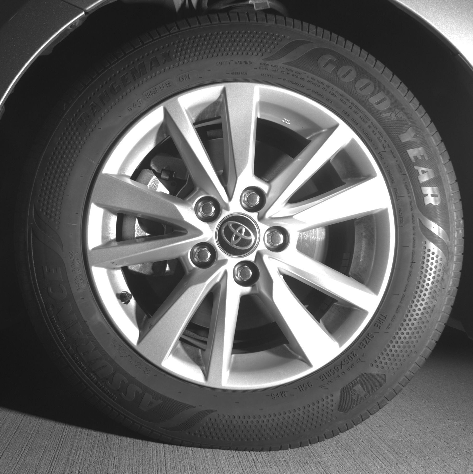 Thumbnail: 2025 Toyota Camry - 9