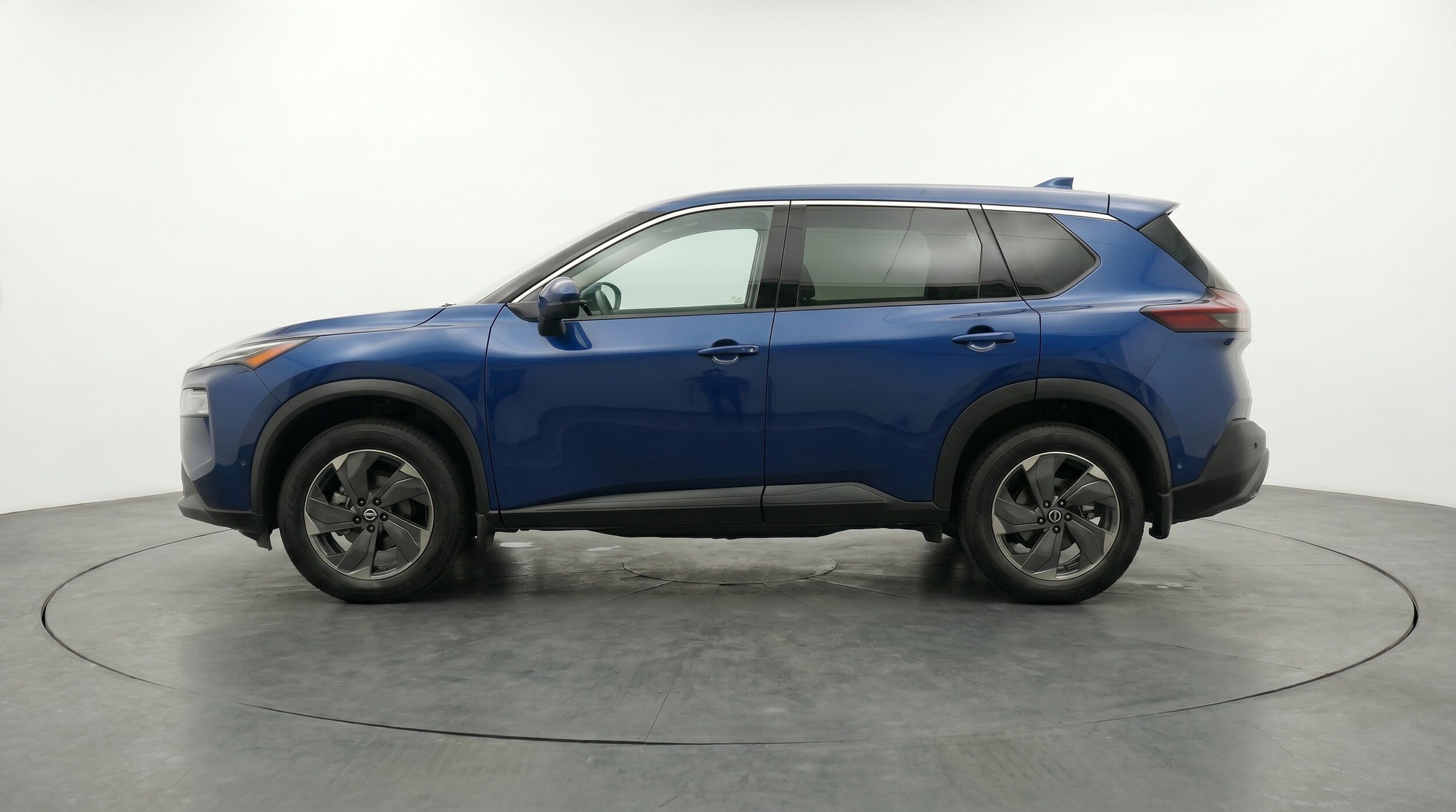 Thumbnail: 2025 Nissan Rogue - 5