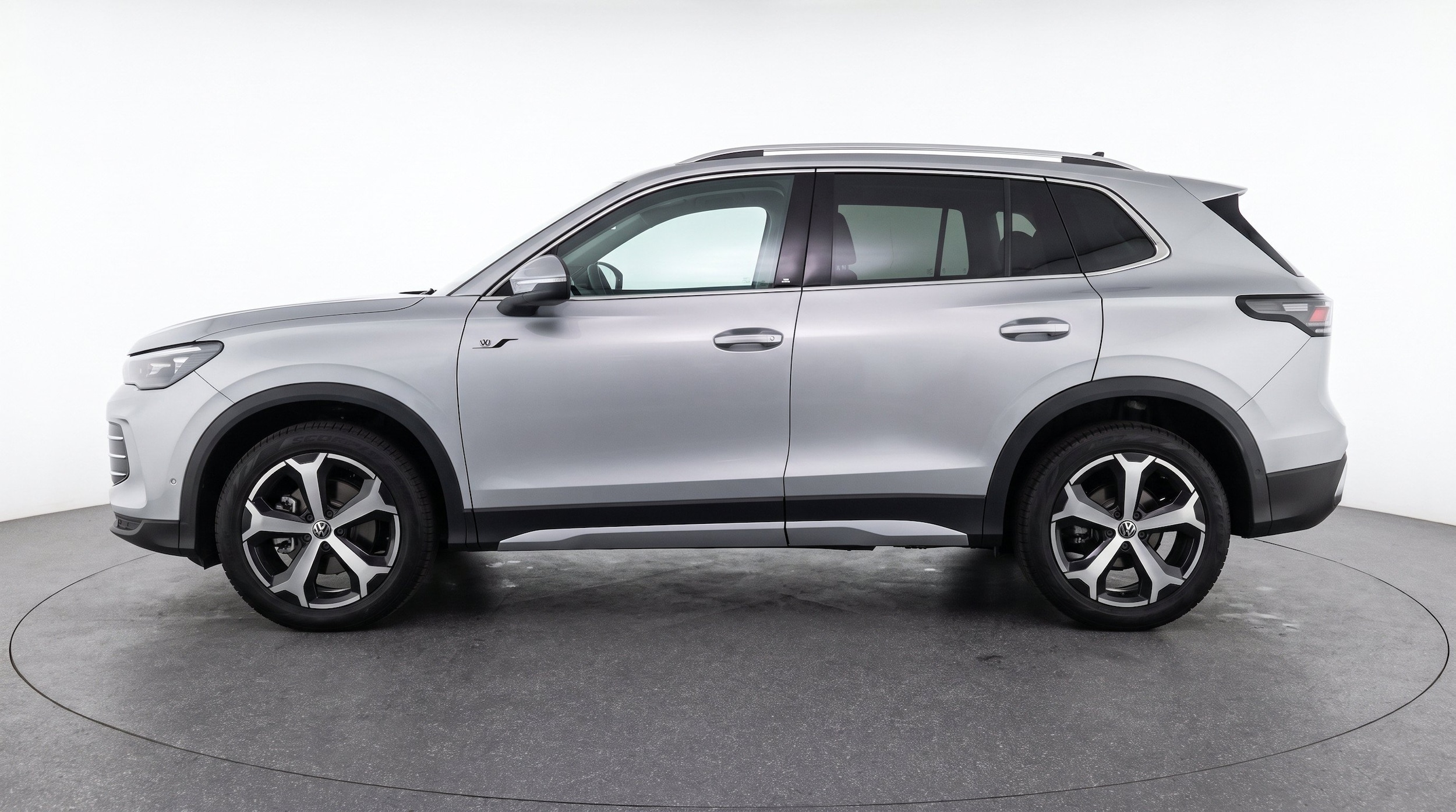 Thumbnail: 2026 Volkswagen Tiguan - 5