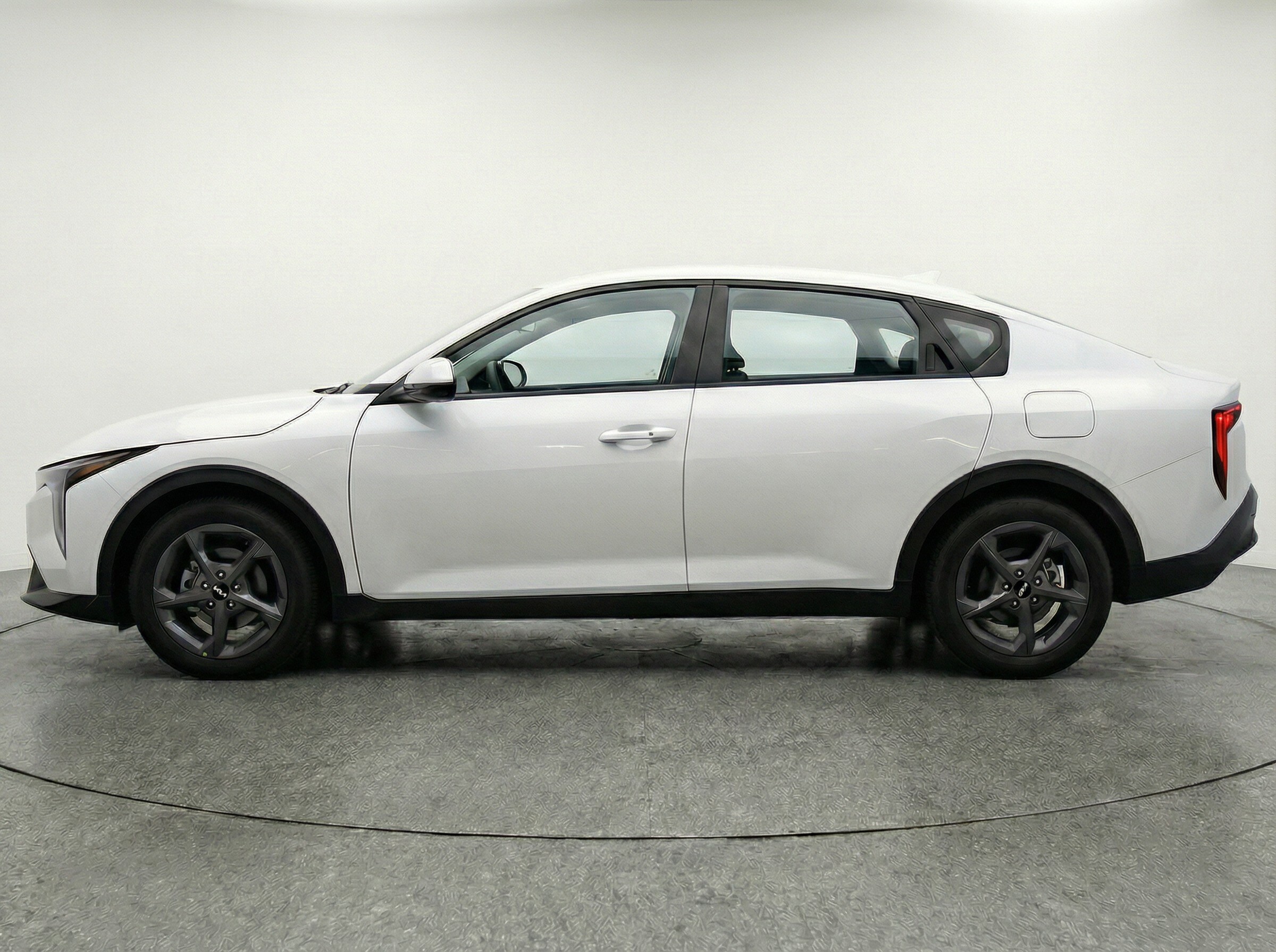 Thumbnail: 2025 Kia K4 - 4