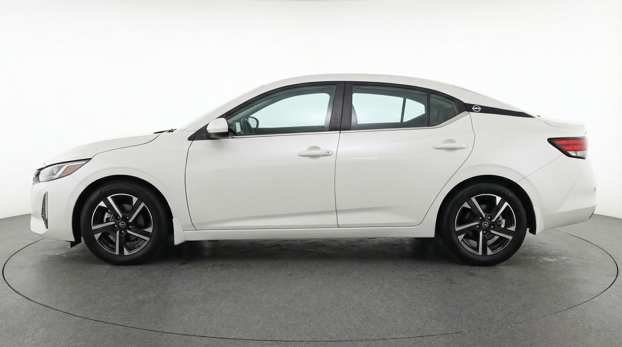 Thumbnail: 2025 Nissan Sentra - 4